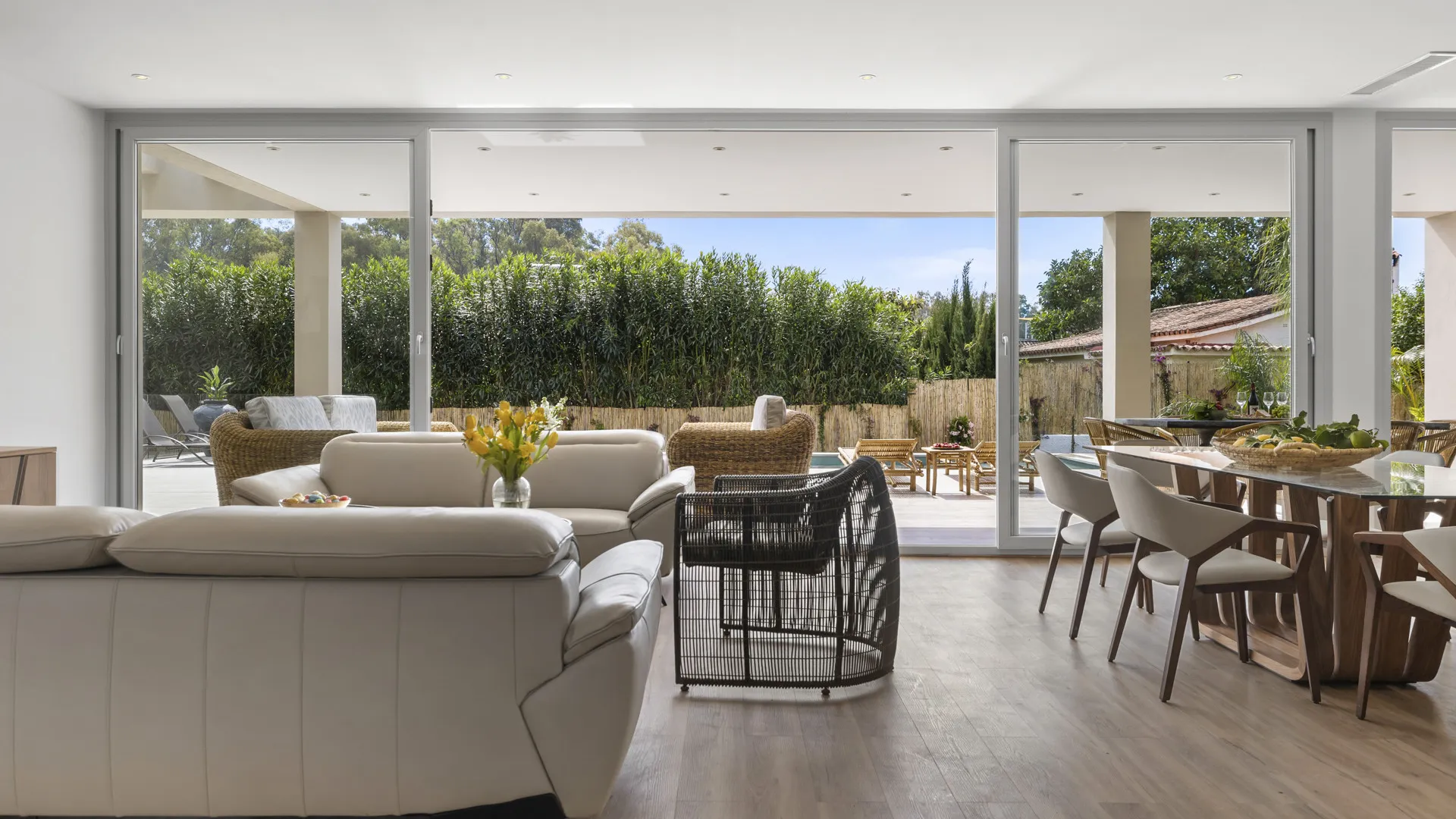 Comprar villa en San Pedro de Alcantara con 5 dormitorios