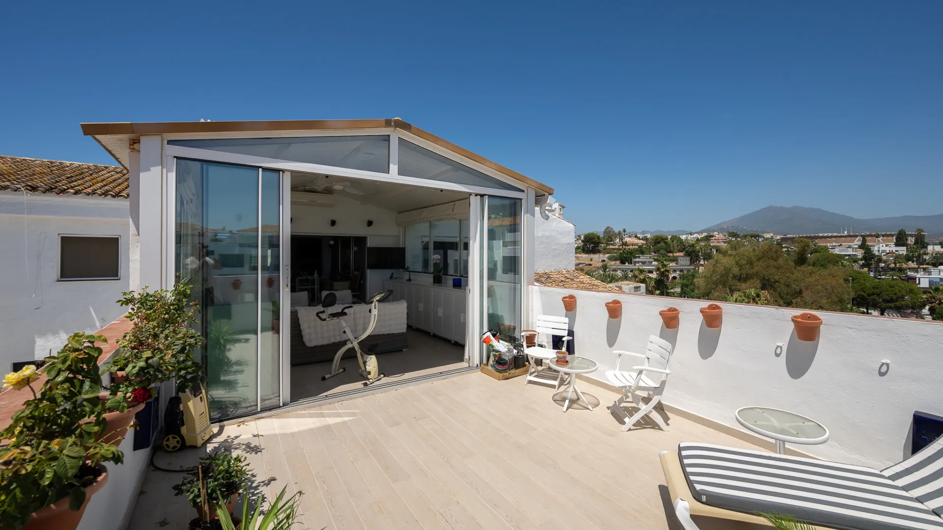 Penthouse for sale in Marbella - Puerto Banus