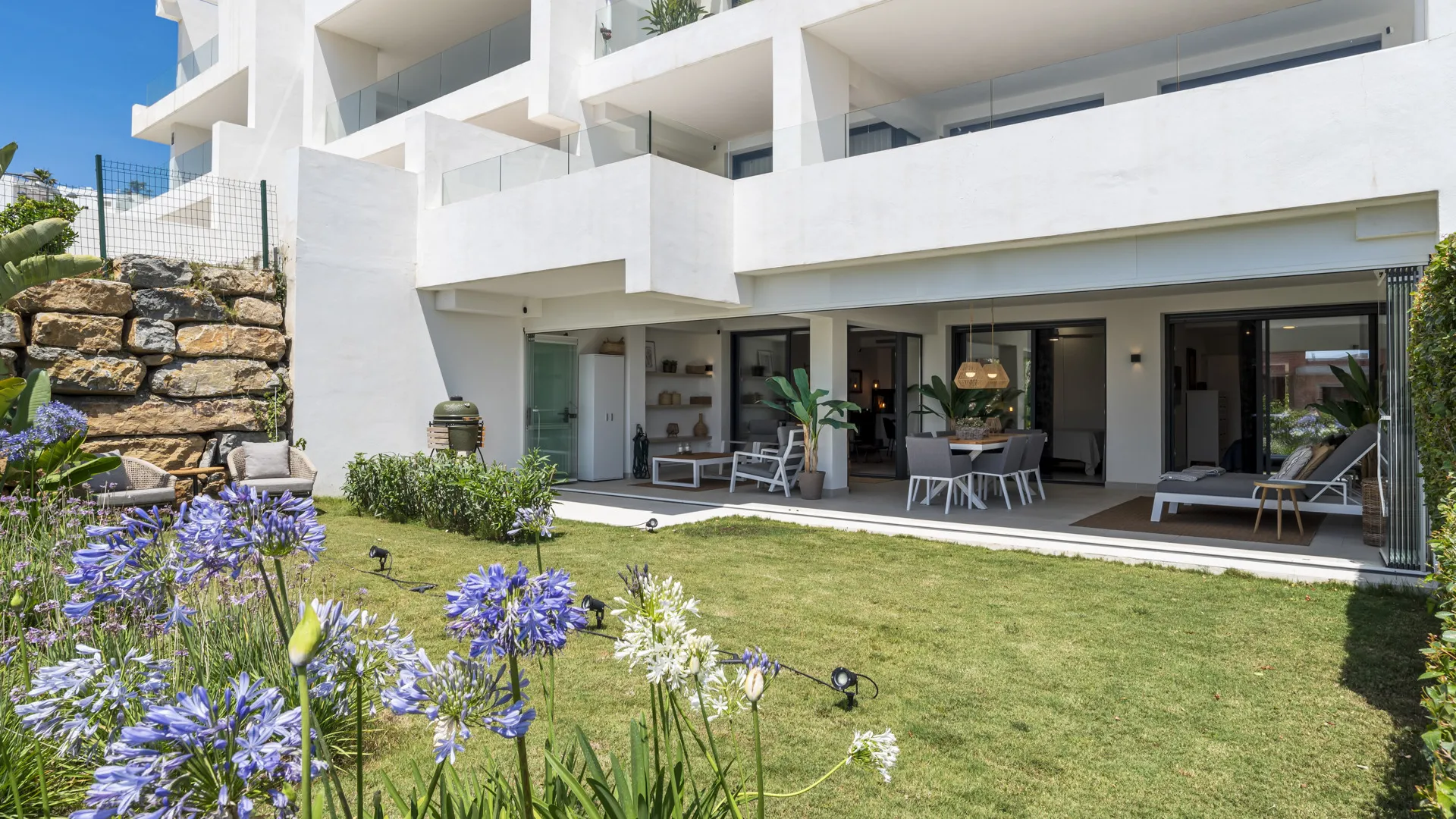 Estepona Golf ground floor apartment for sale
