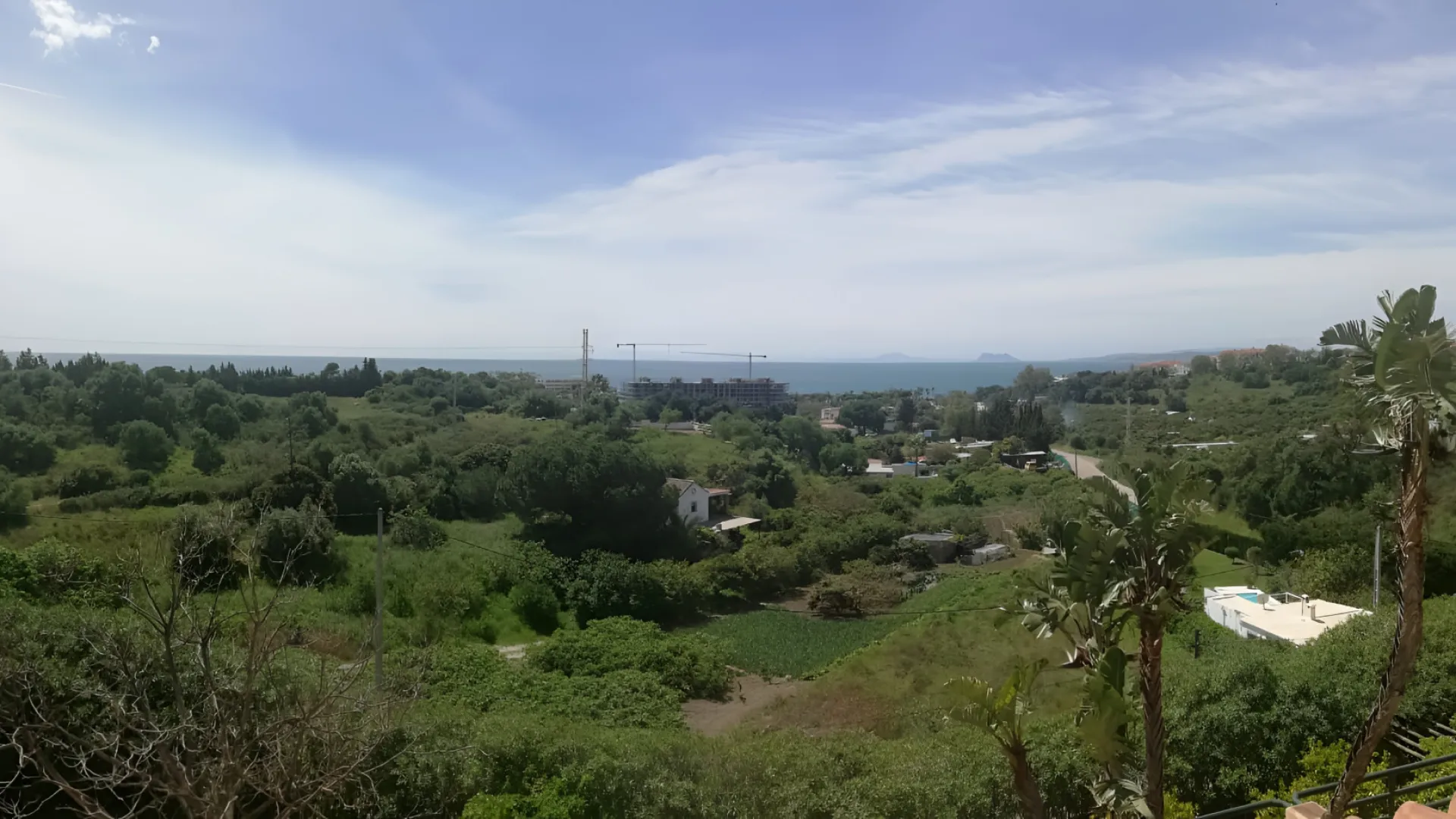 Estepona Este, villa con 6 dormitorios en venta
