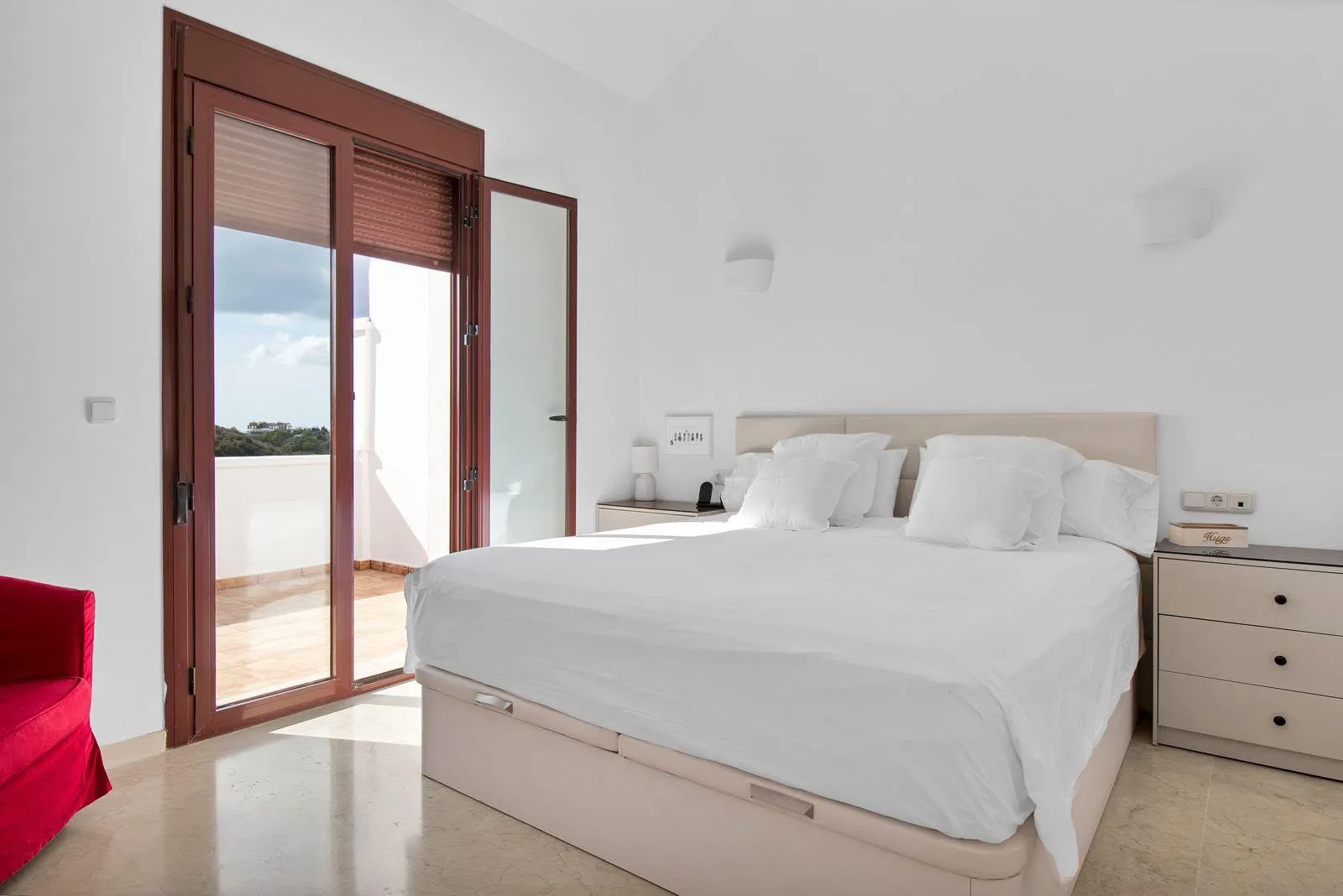 Town house for sale in Casares Golf
