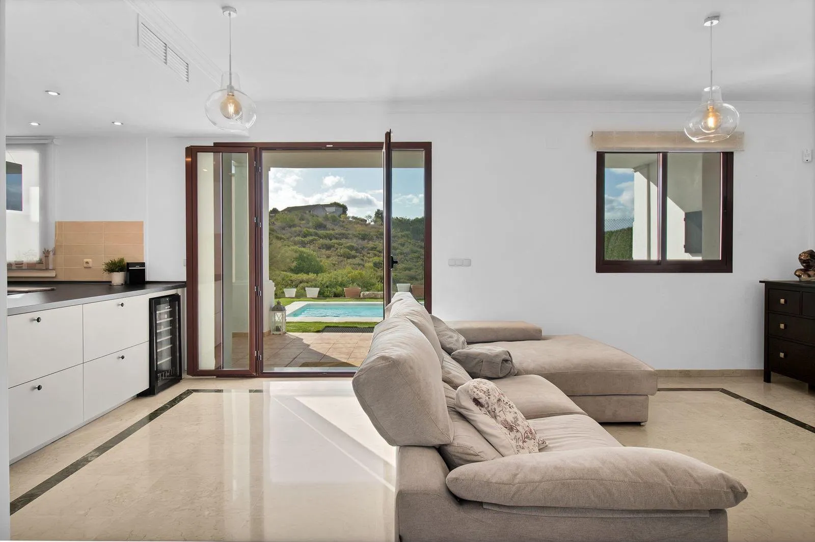 Town house for sale in Casares Golf