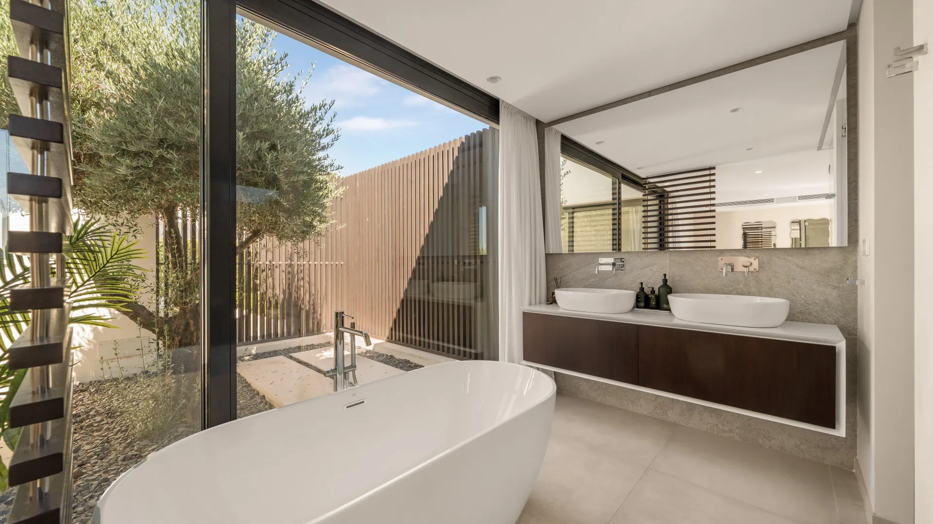 Villa a la venta en Nueva Andalucia