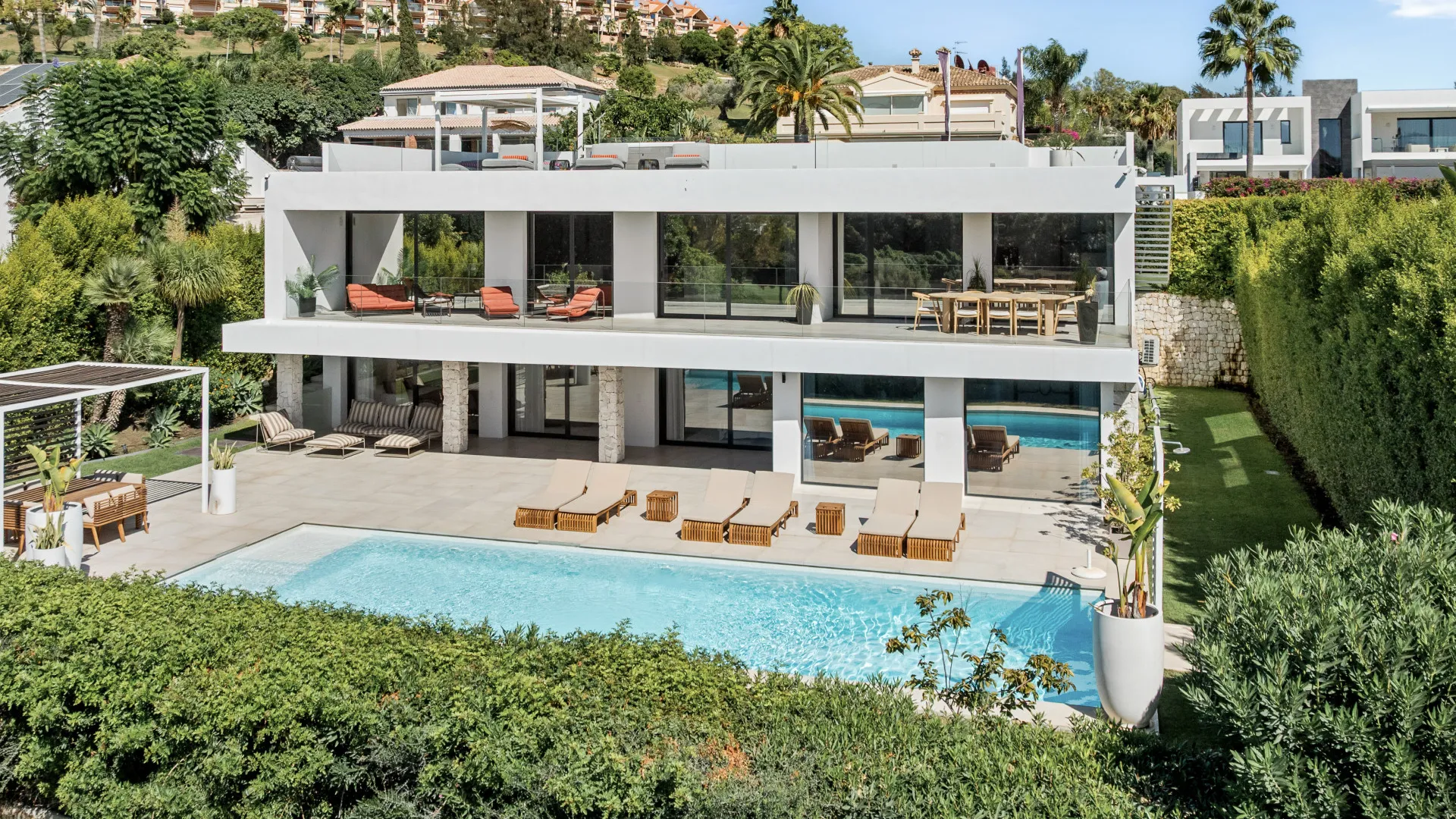 Villa a la venta en Nueva Andalucia