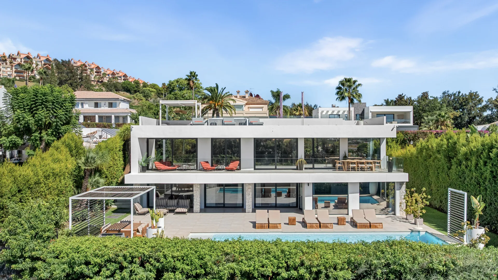 Villa a la venta en Nueva Andalucia