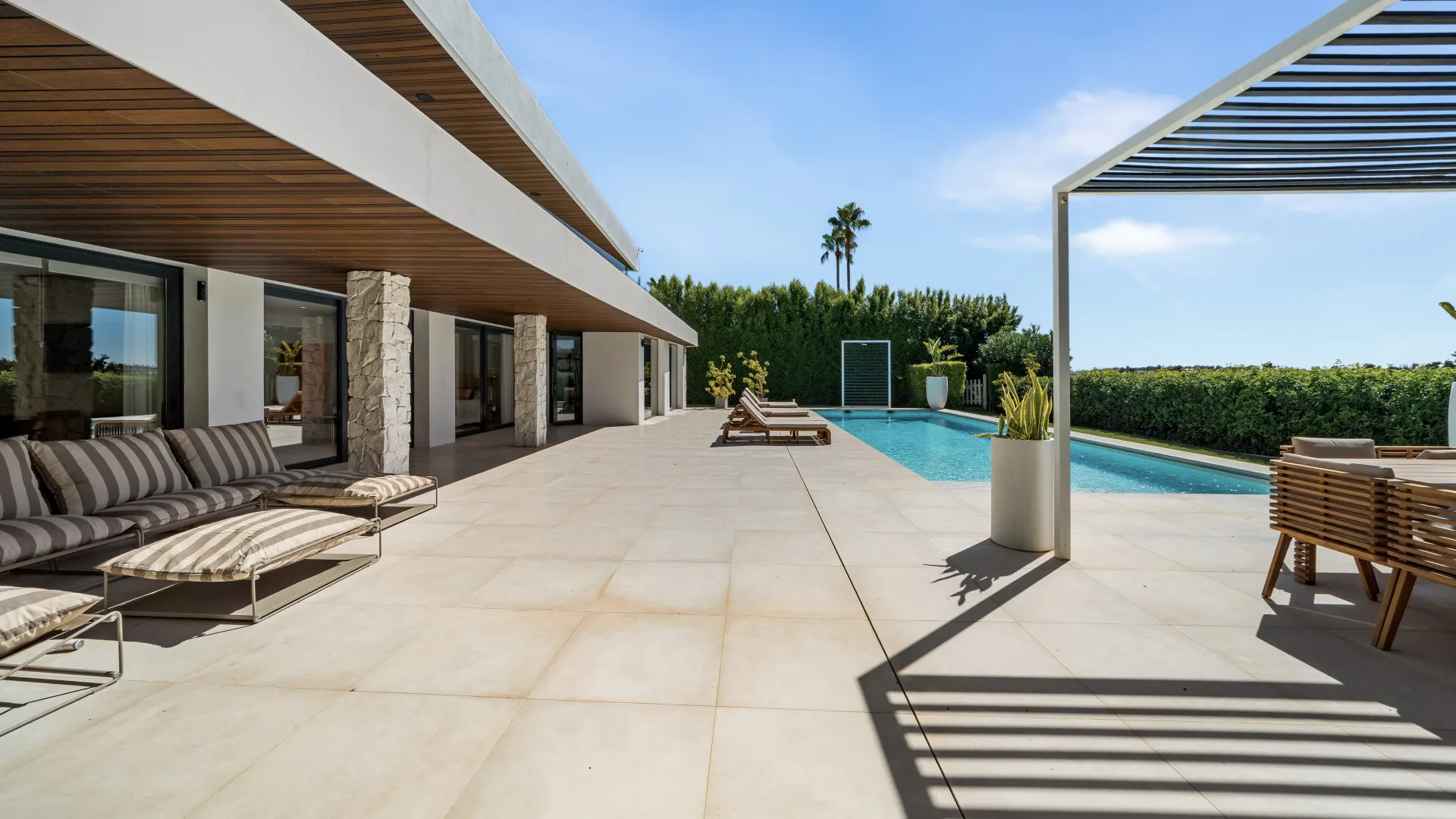 Villa a la venta en Nueva Andalucia