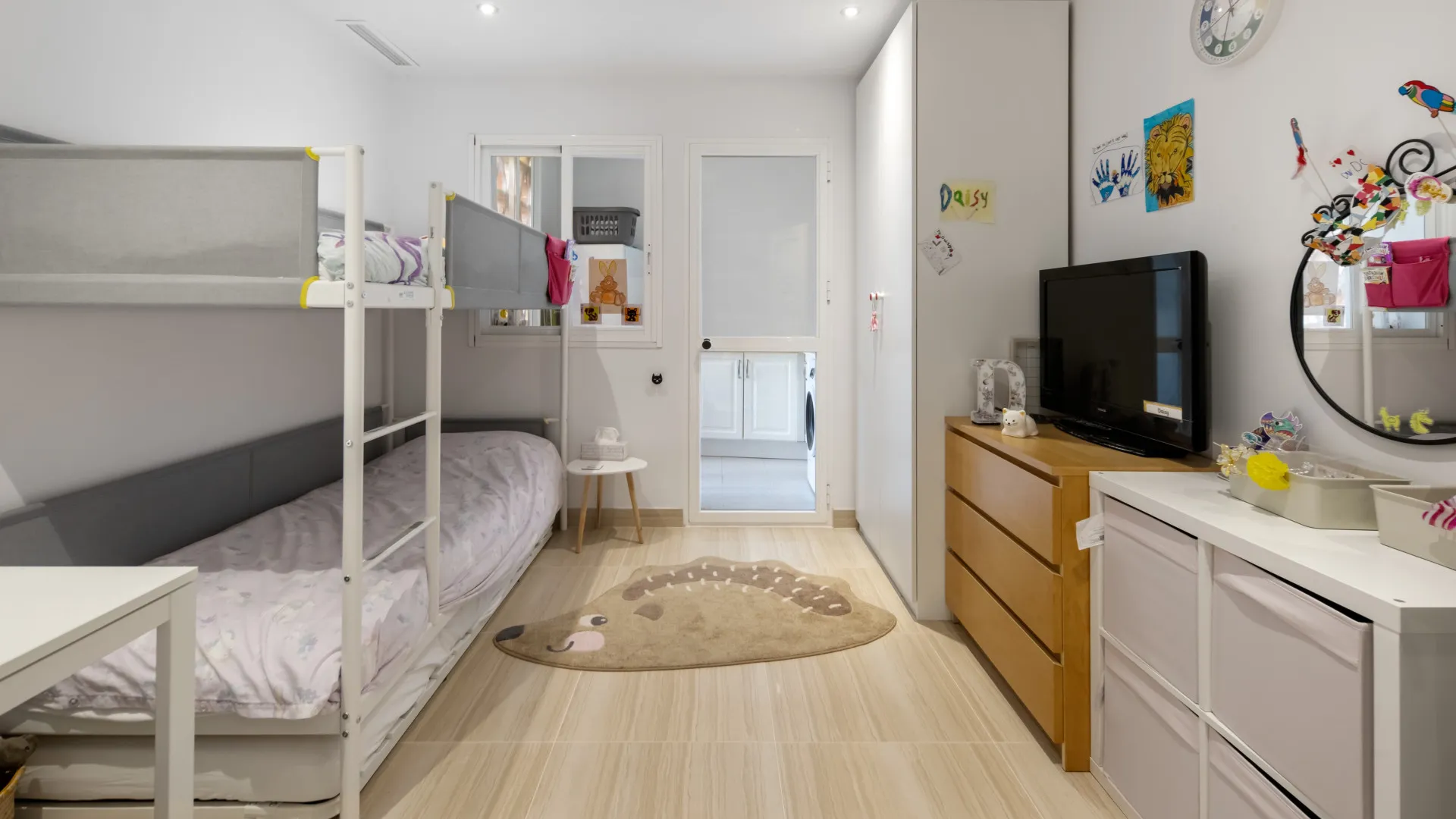 Apartamento planta baja de 3 dormitorios en venta en Hacienda Elviria