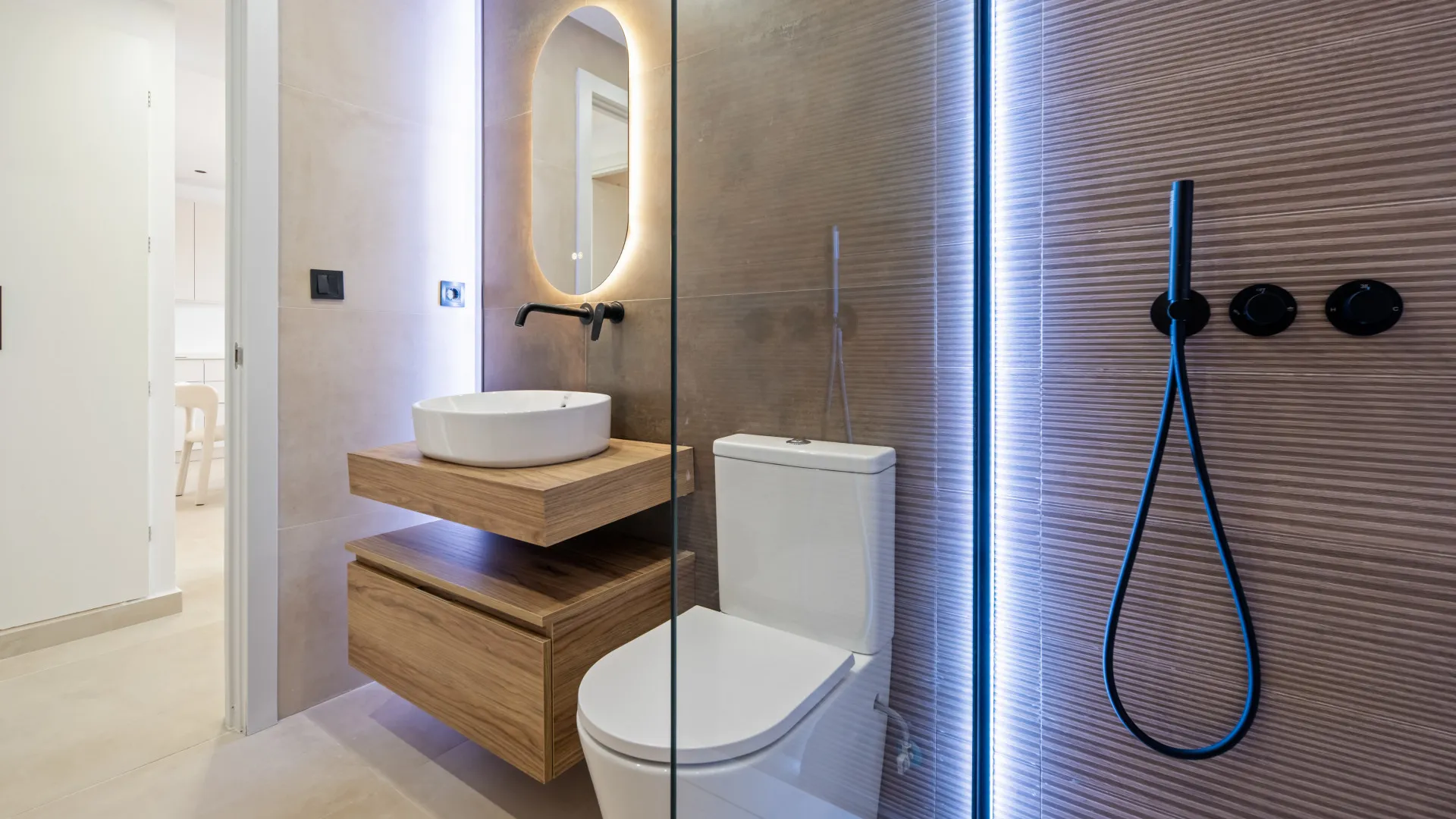 Buy apartment with 3 bedrooms in Nueva Andalucia