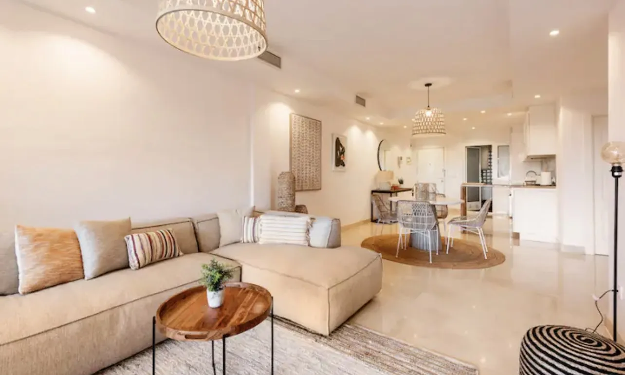 2 bedrooms apartment for sale in Oasis de Marbella