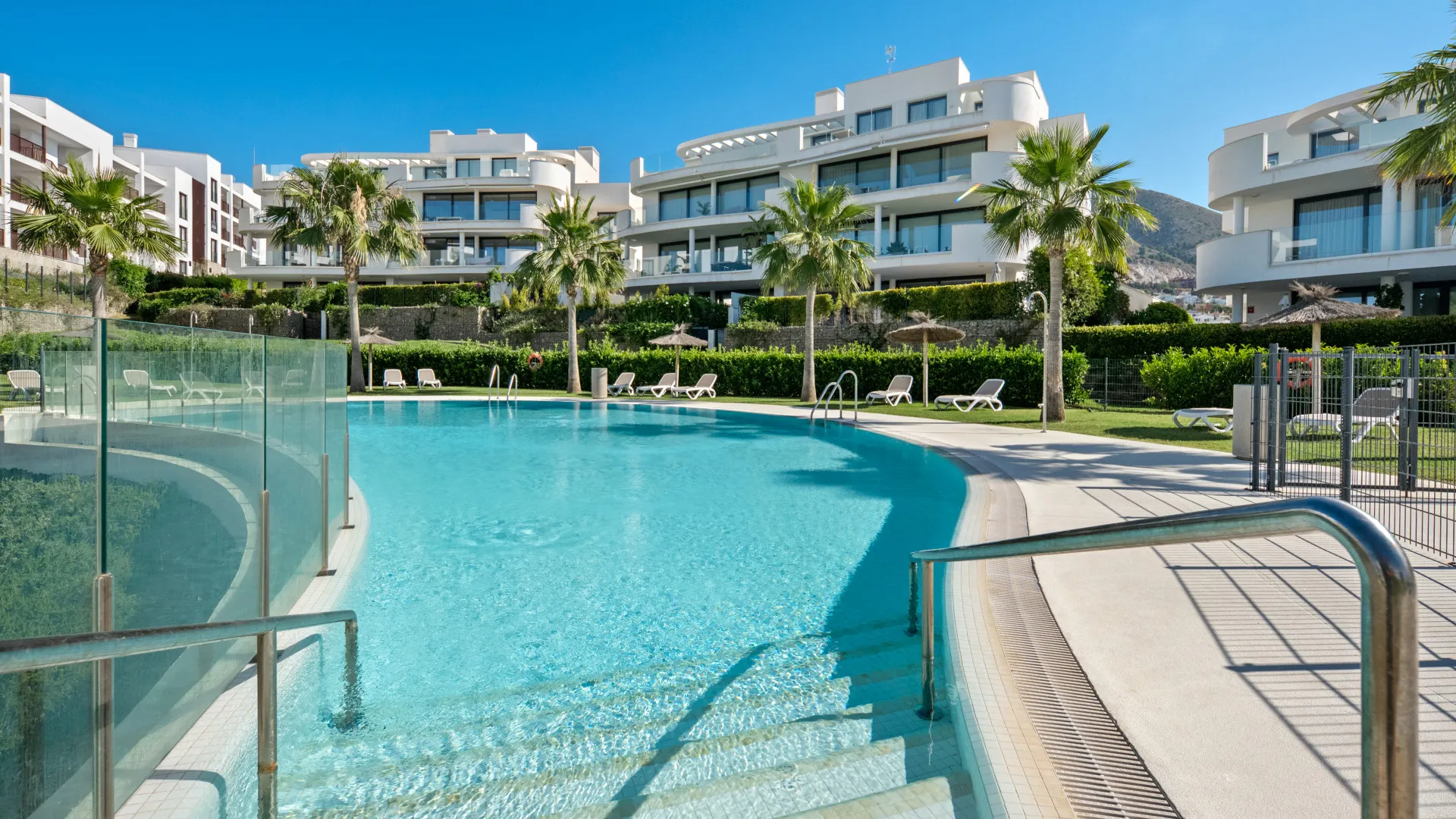 Apartment in El Higueron for sale