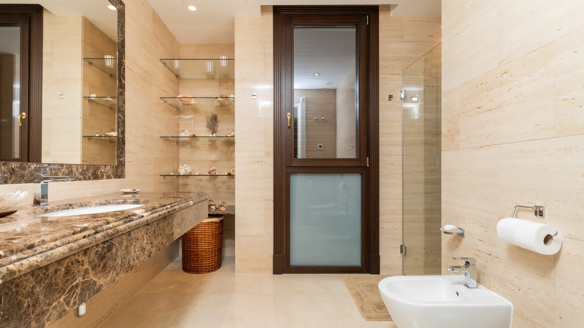 Comprar villa en Casasola de 7 dormitorios