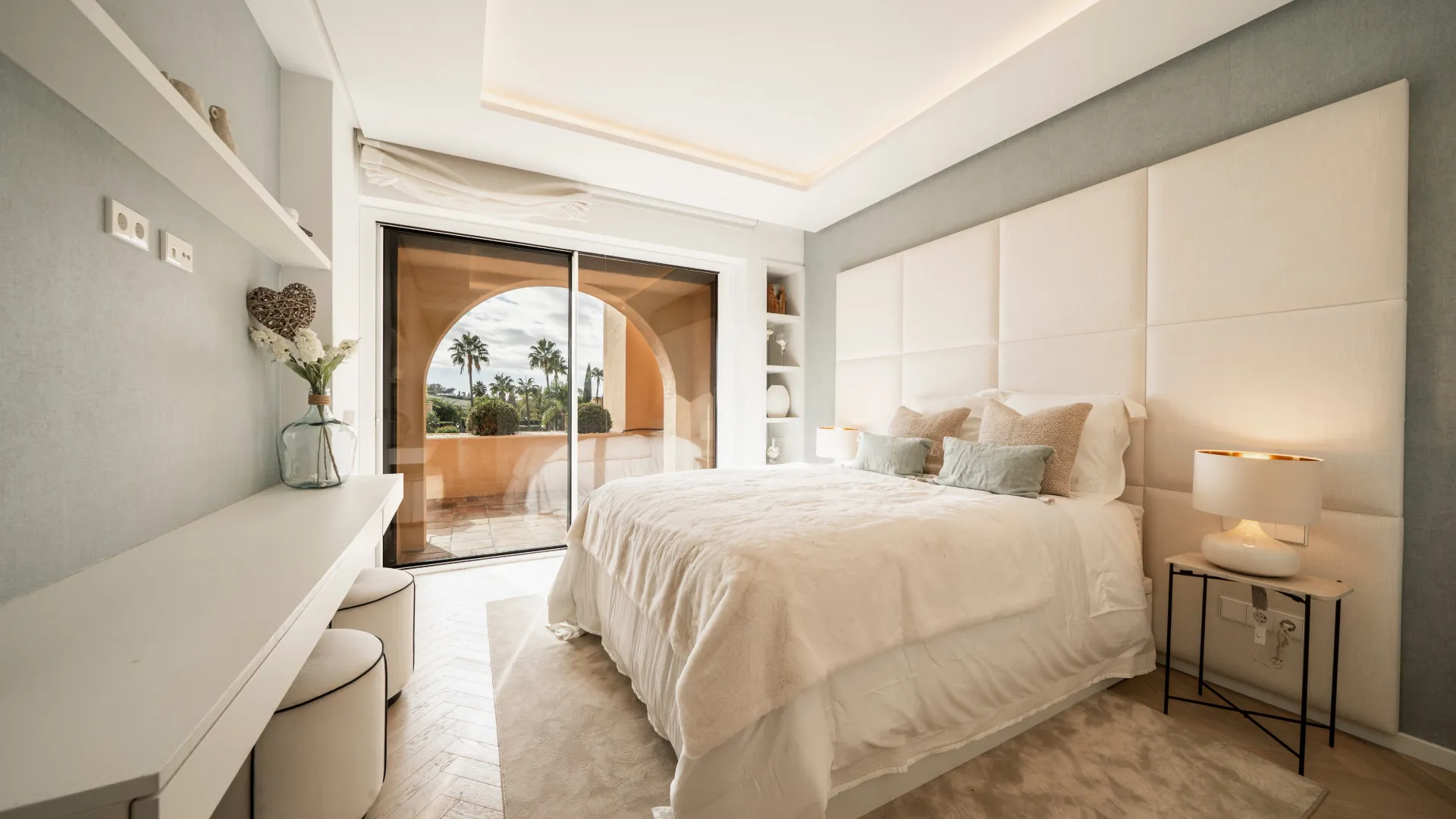Atico duplex en venta en Benahavis de 3 dormitorios