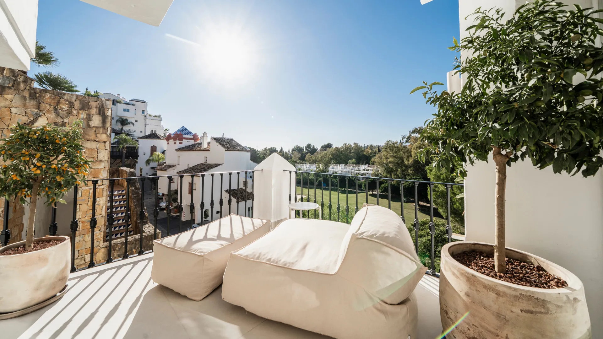 Se vende duplex con 3 dormitorios en La Quinta