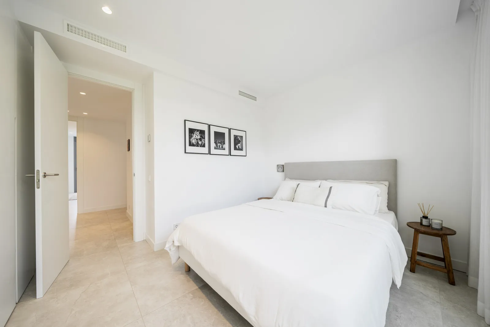 Buy Marbella ground floor apartment with 4 bedrooms