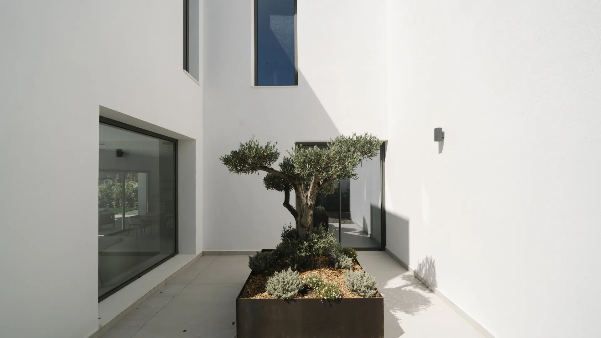 For sale villa in Estepona with 4 bedrooms