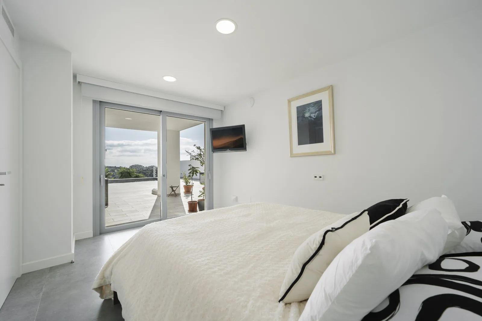 Nueva Andalucia villa for sale