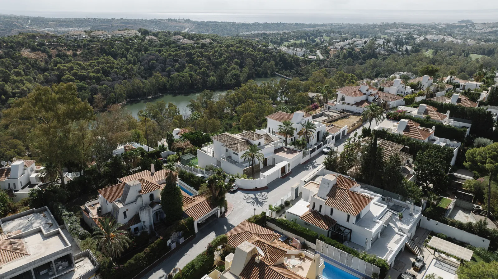 Nueva Andalucia villa for sale