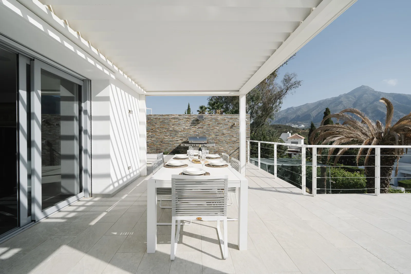 Nueva Andalucia villa for sale