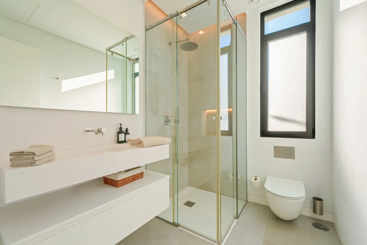 Nueva Andalucia, villa de 5 dormitorios a la venta