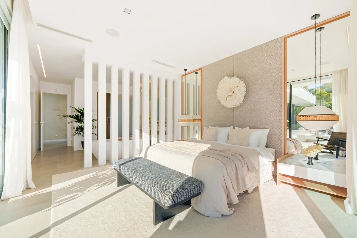 Nueva Andalucia, villa de 5 dormitorios a la venta