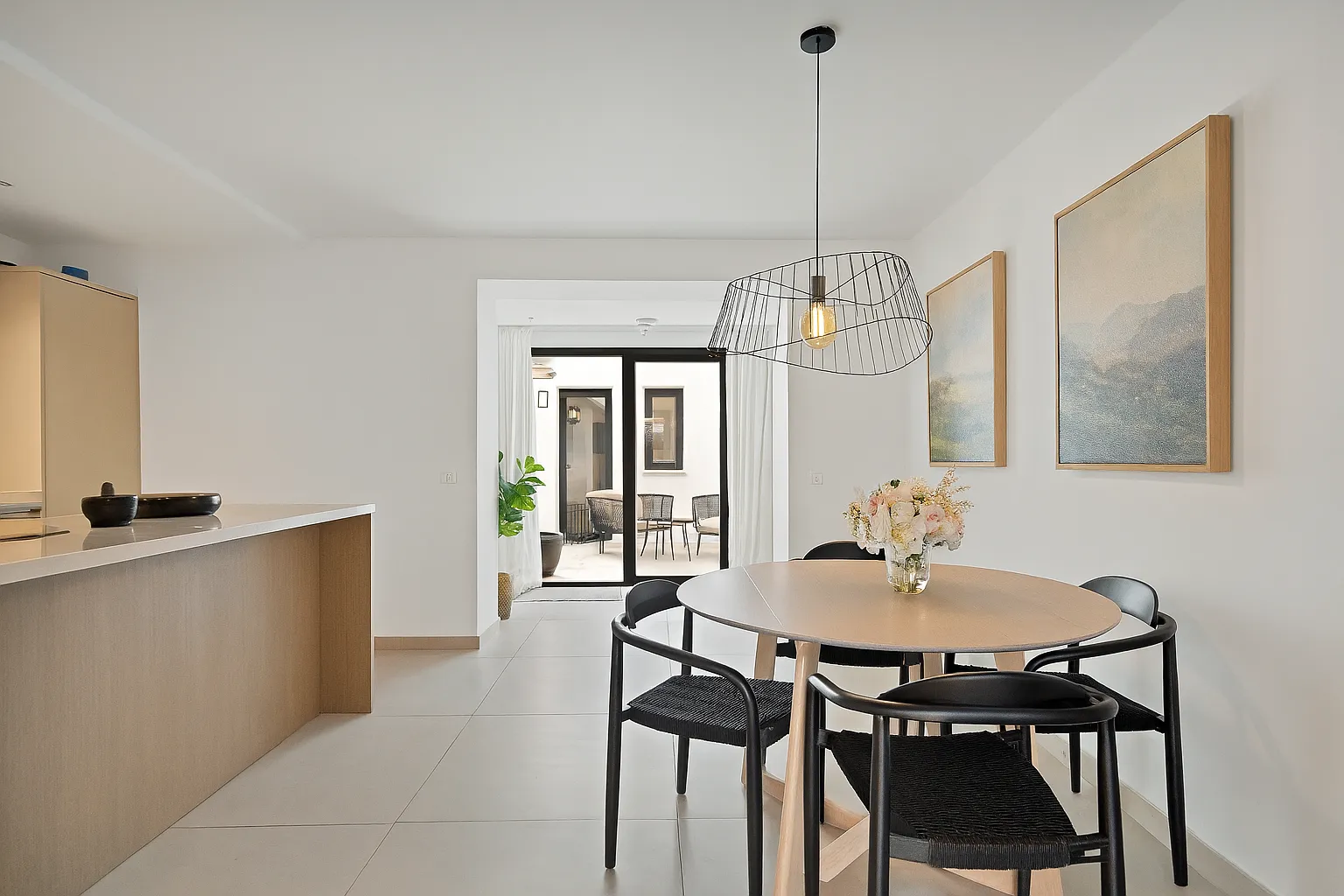 For sale Estepona 2 bedrooms ground floor apartment