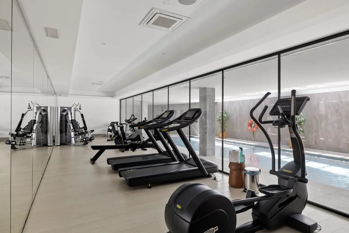 Apartamento planta baja en venta con 7 dormitorios en Nueva Andalucia