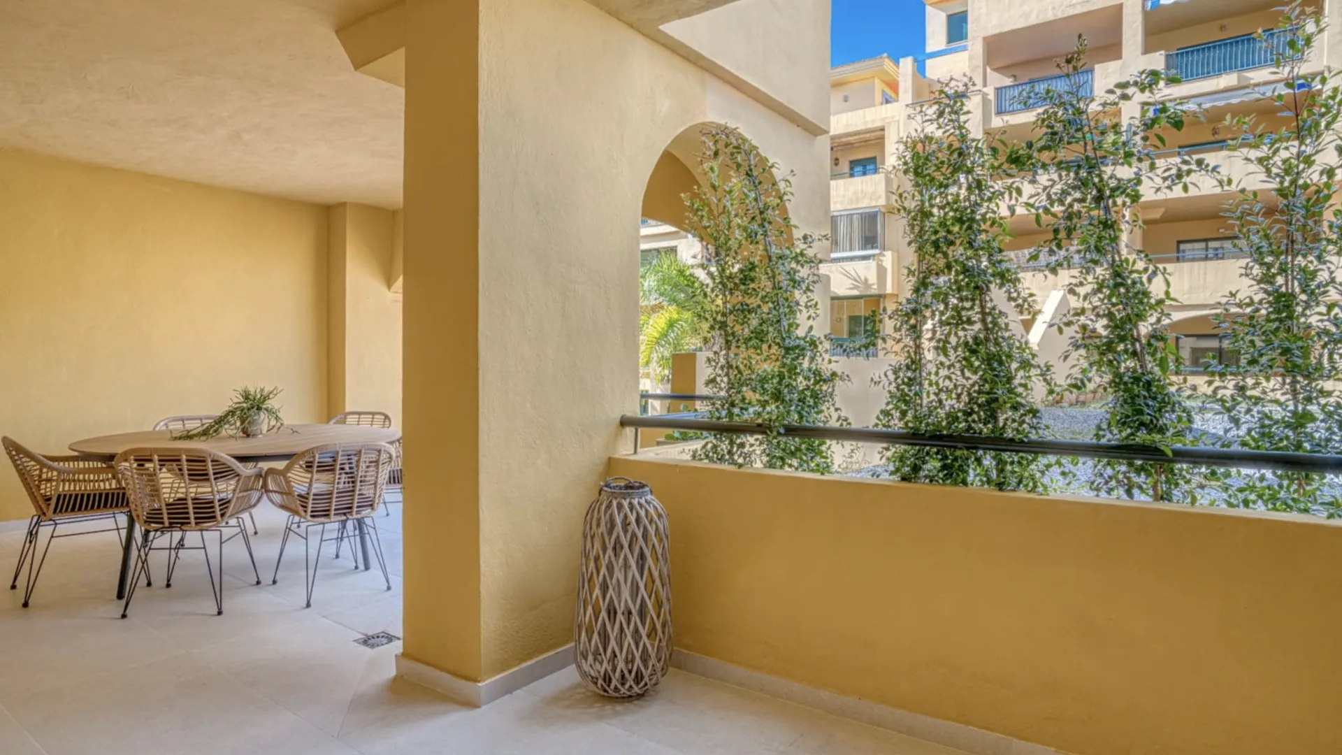 4 bedrooms apartment in San Pedro de Alcantara for sale