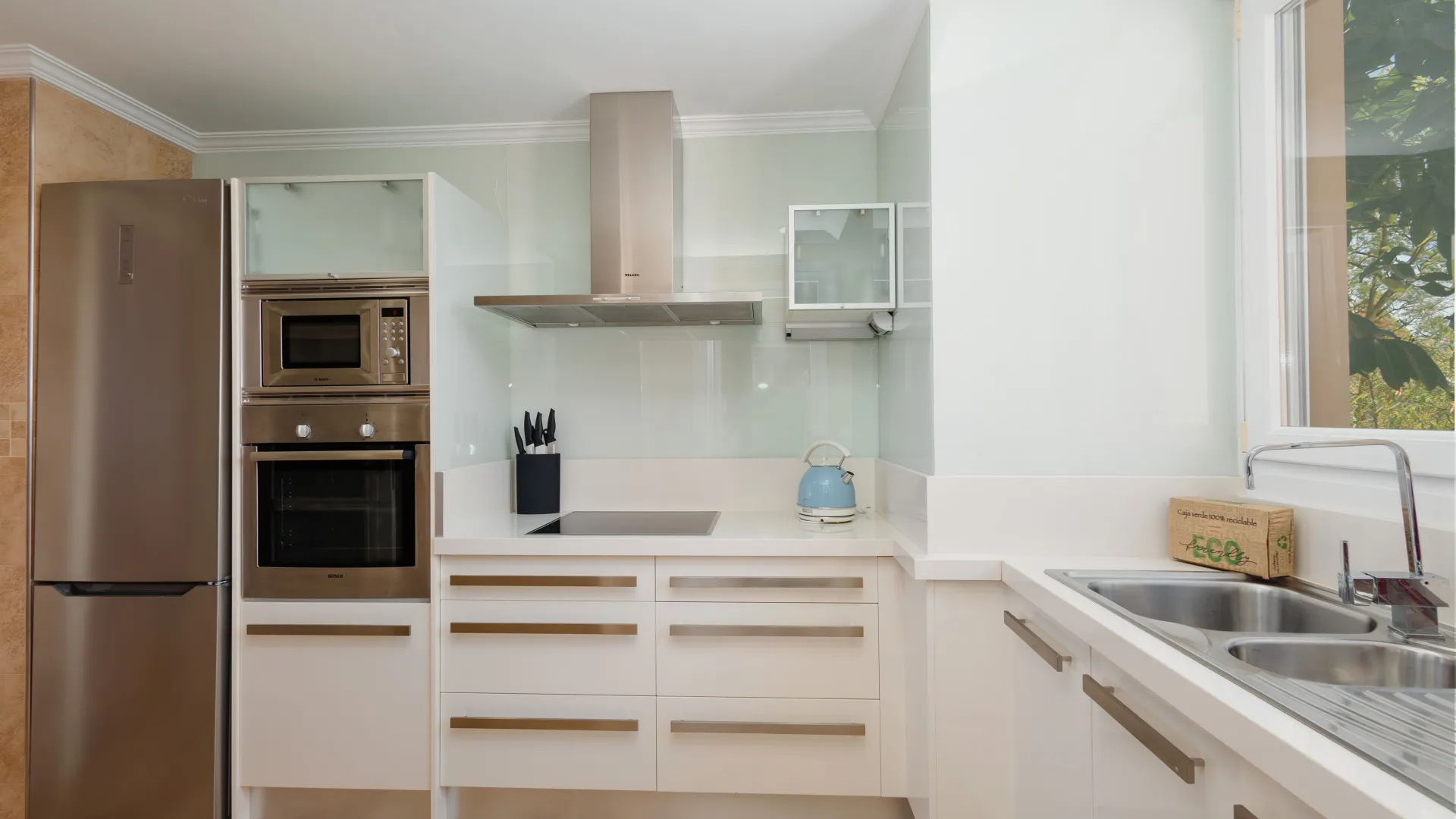 Buy penthouse in Vista Real