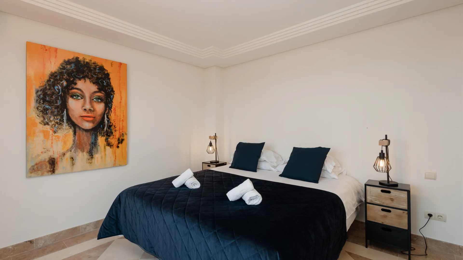 Buy penthouse in Vista Real
