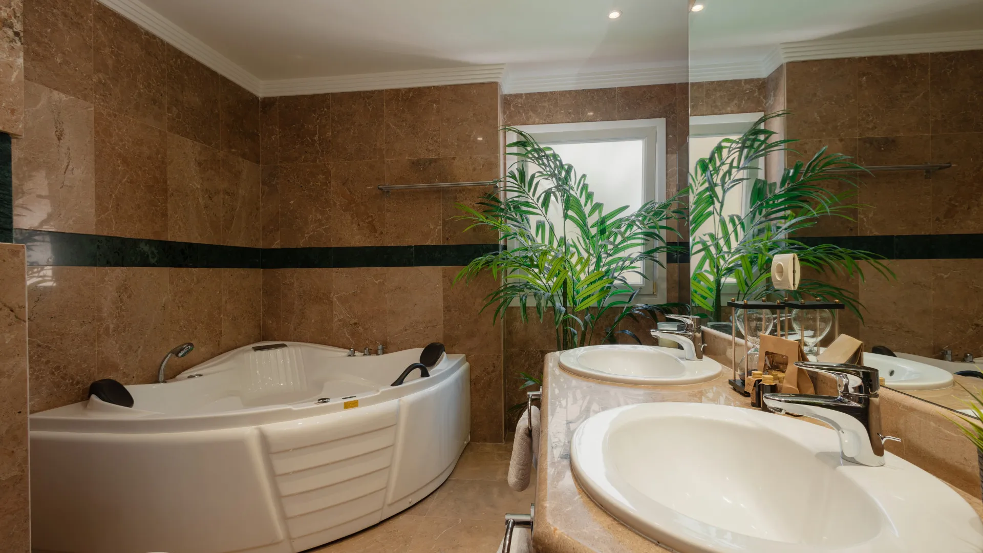 Buy penthouse in Vista Real