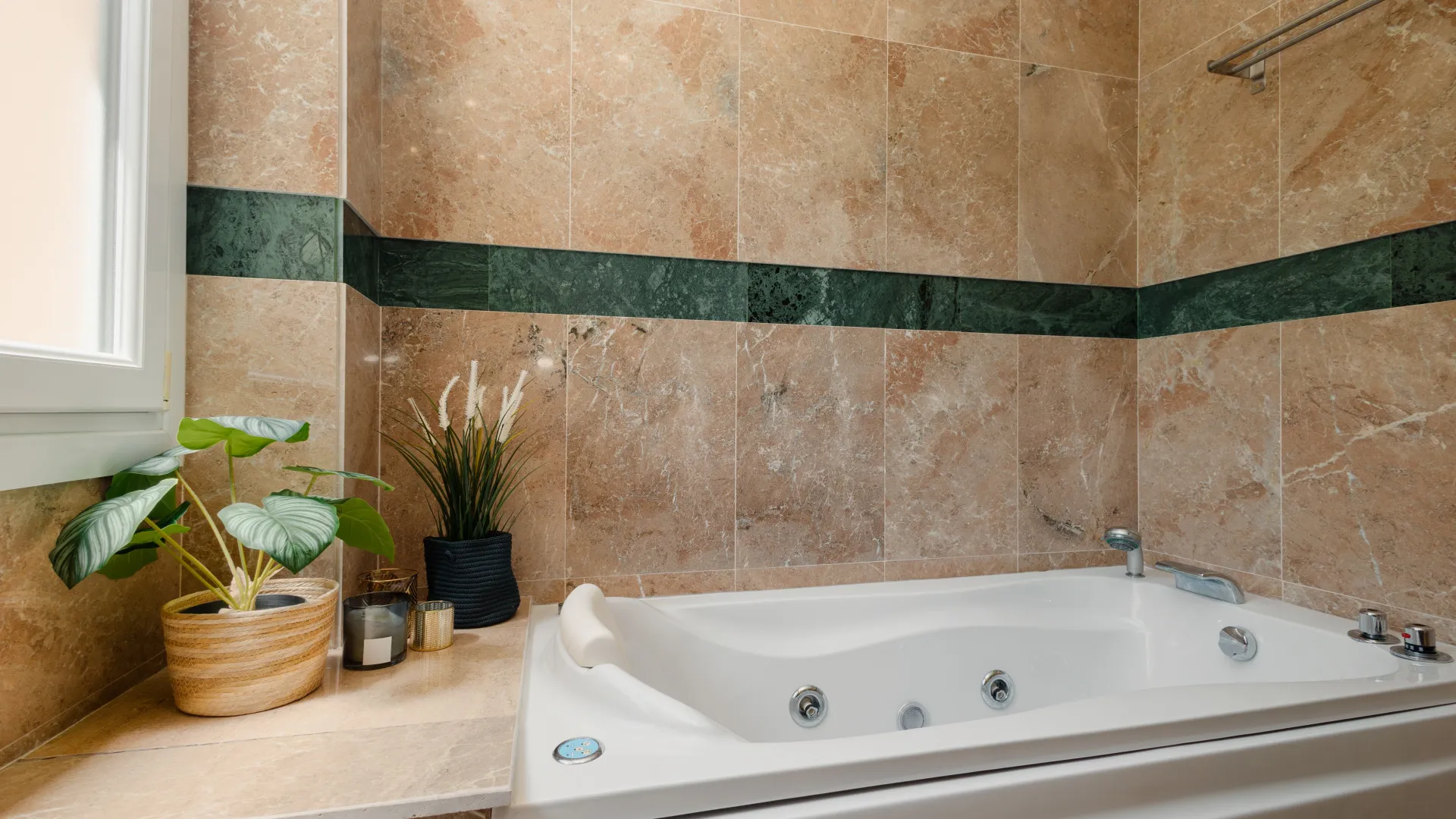 Buy penthouse in Vista Real