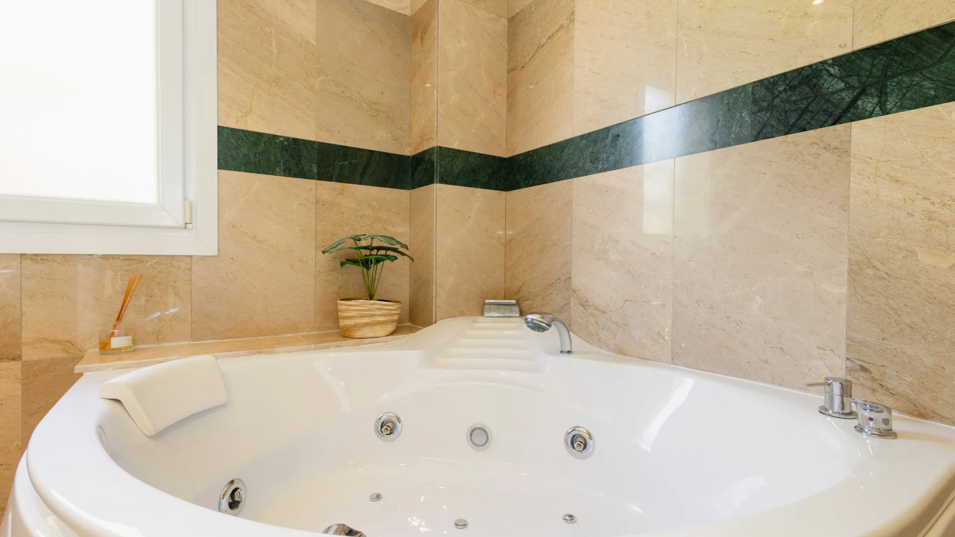 3 bedrooms penthouse for sale in Vista Real