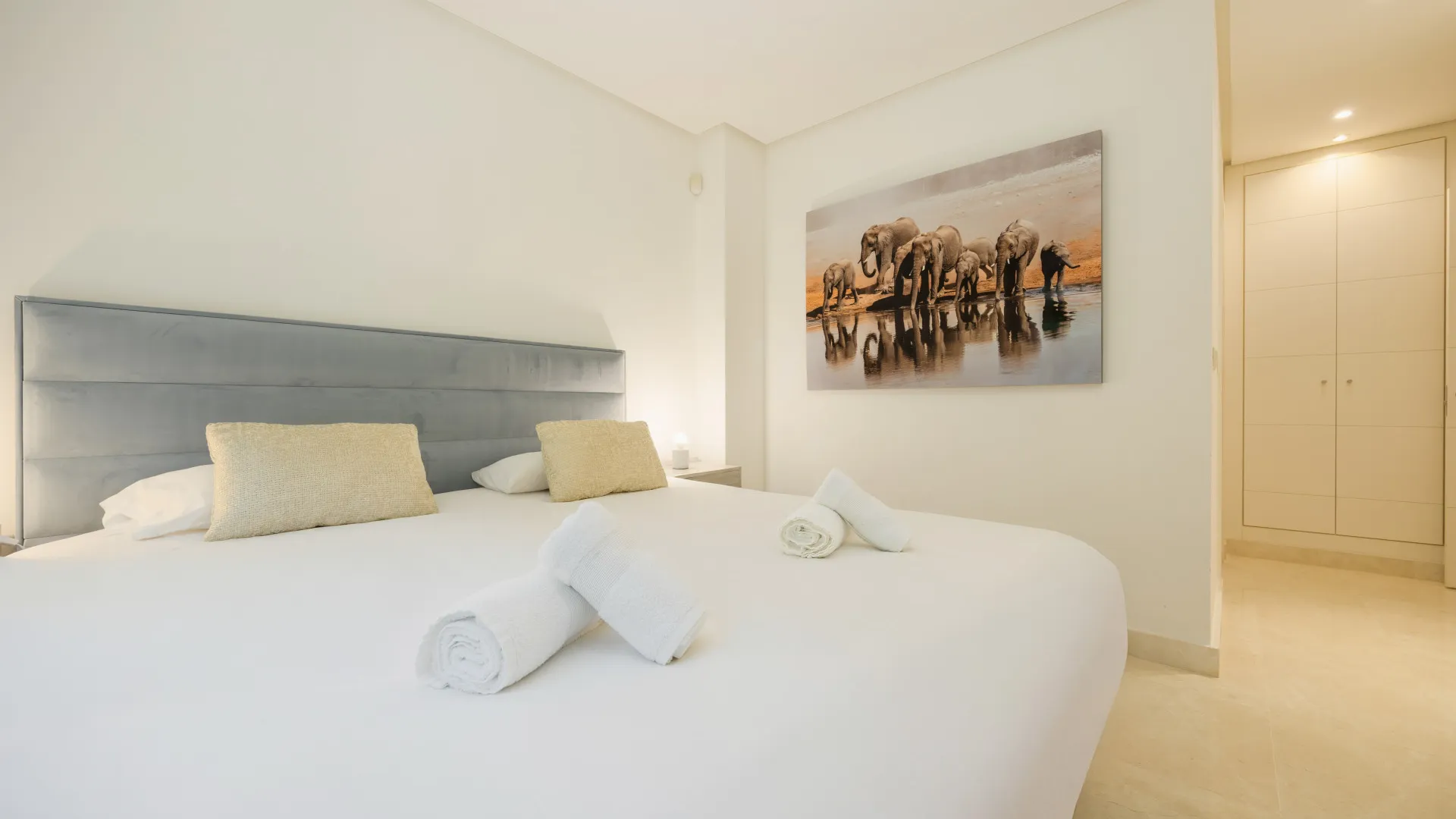 3 bedrooms penthouse for sale in Vista Real