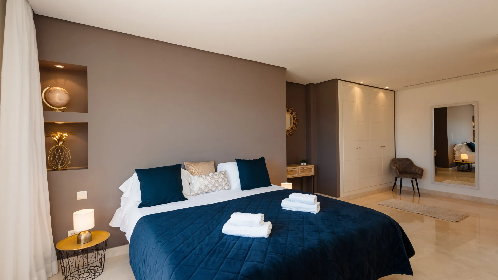 Comprar atico duplex en Vista Real de 3 dormitorios