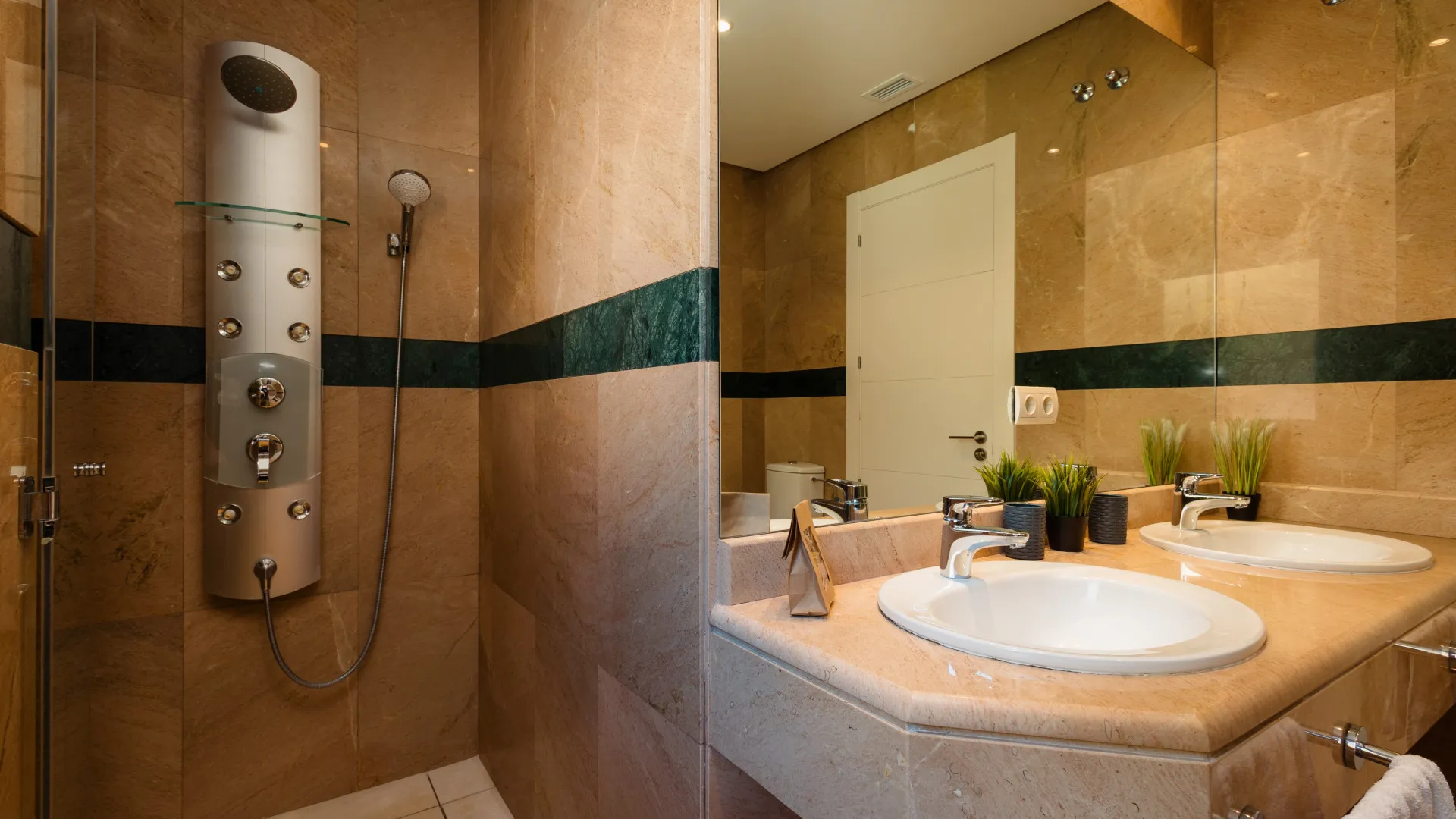 Comprar atico duplex en Vista Real de 3 dormitorios