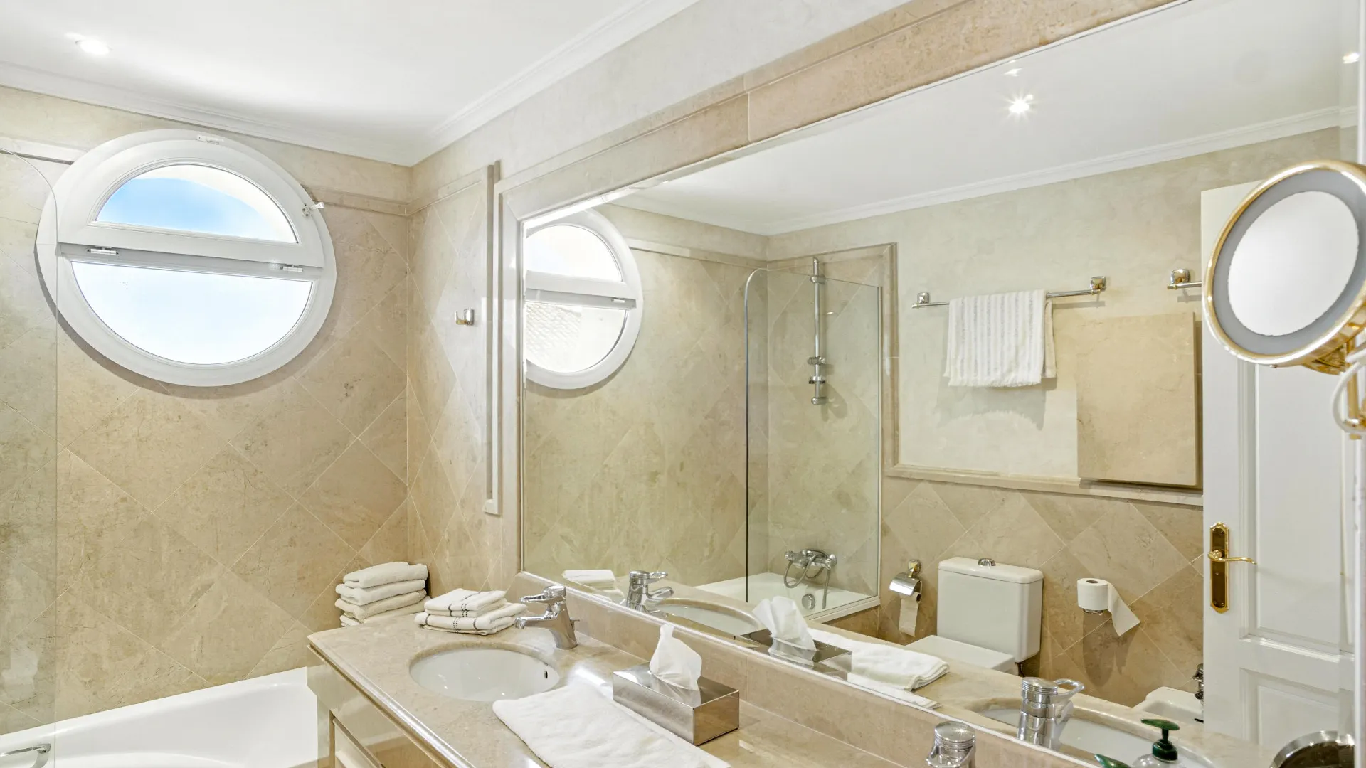 Se vende atico duplex en Monte Paraiso con 3 dormitorios