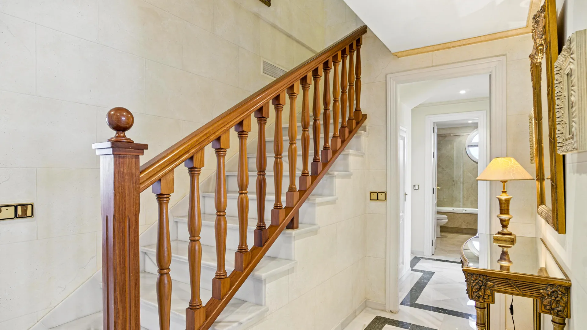 Se vende atico duplex en Monte Paraiso con 3 dormitorios