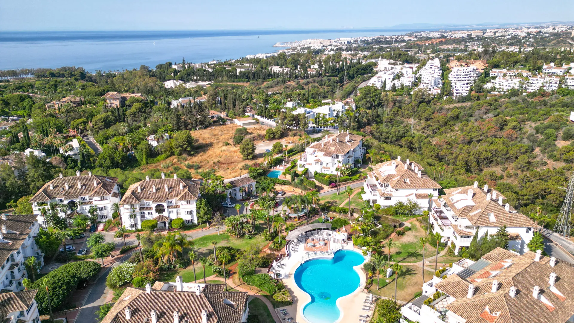 Se vende atico duplex en Monte Paraiso con 3 dormitorios