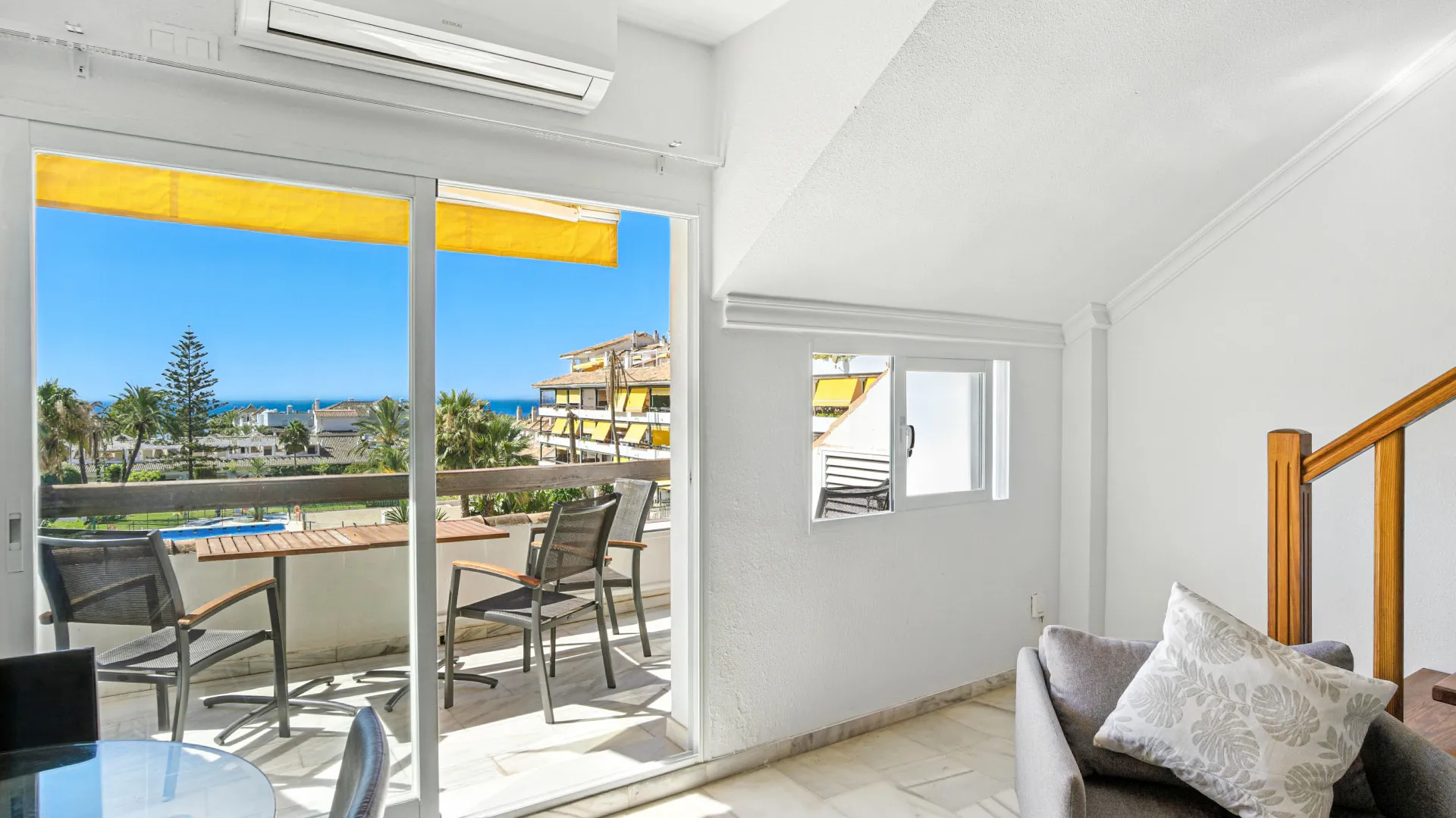 Atico duplex en venta en La Carolina de 2 dormitorios