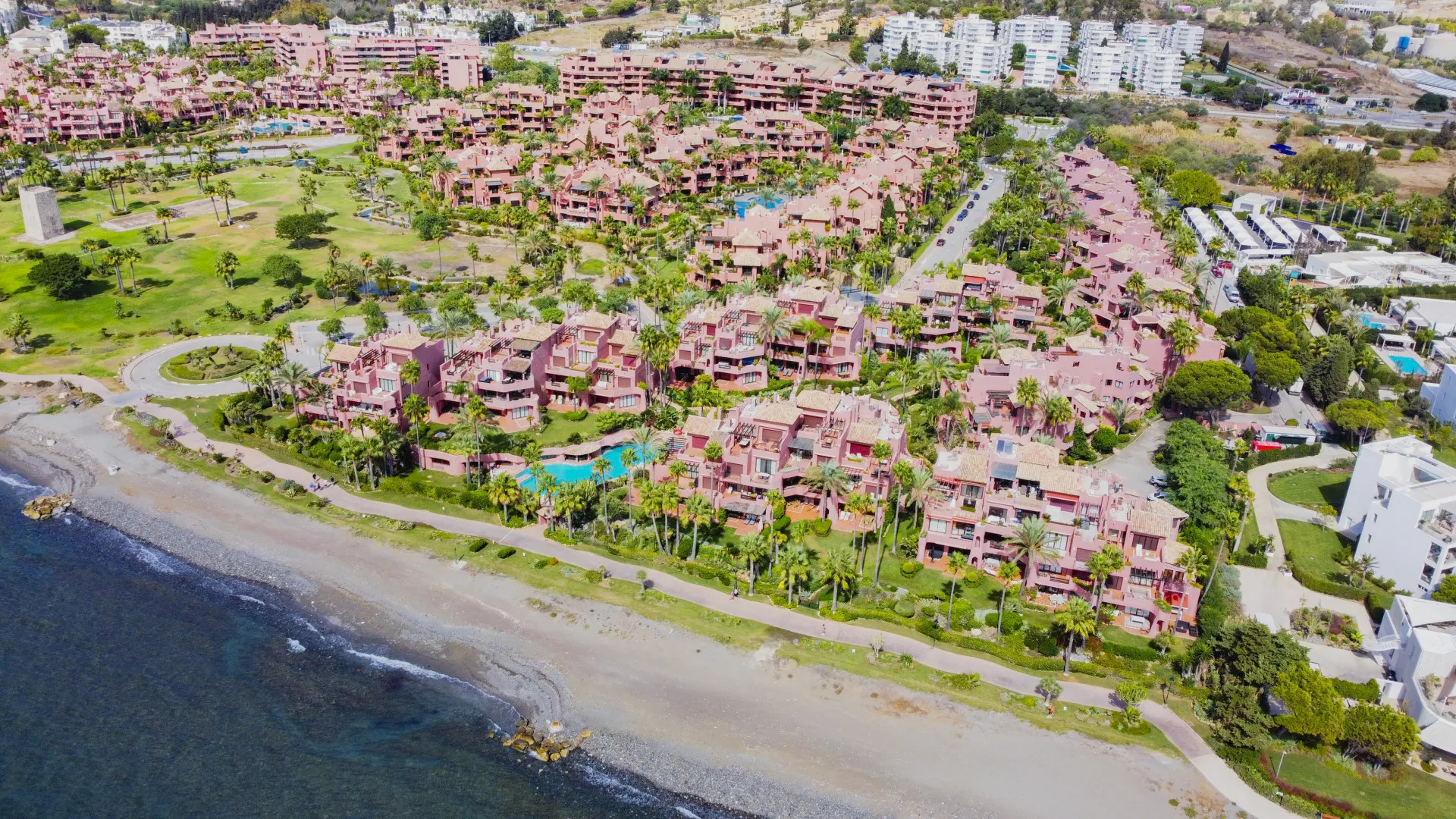 Menara Beach, apartamento planta baja a la venta