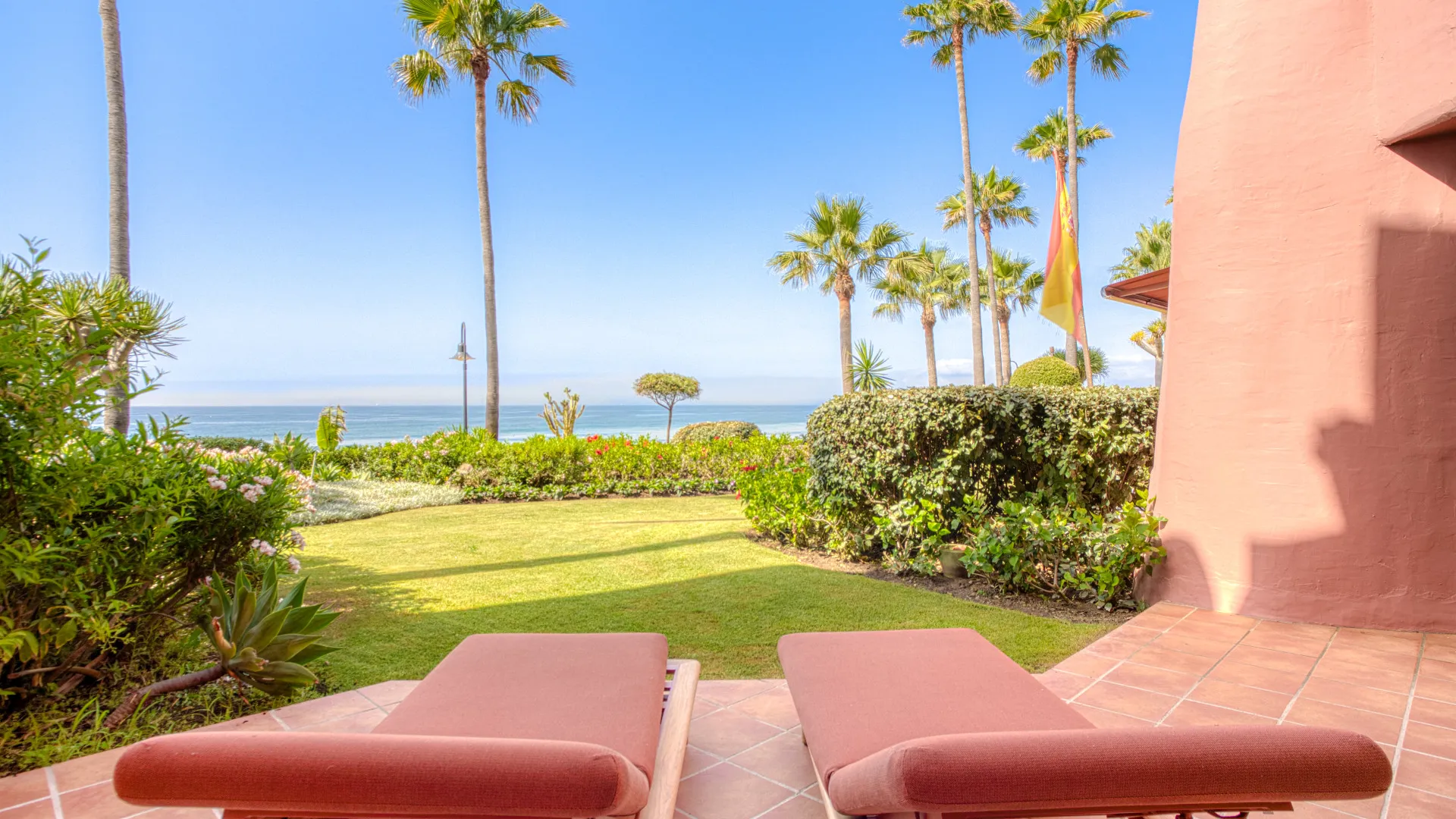 Menara Beach, apartamento planta baja a la venta