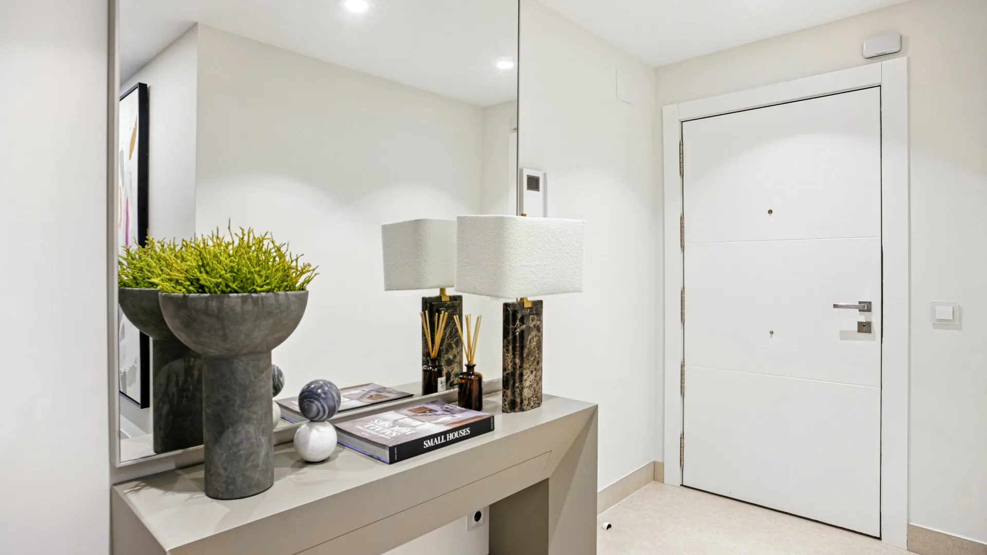 Menara Beach, apartamento planta baja a la venta