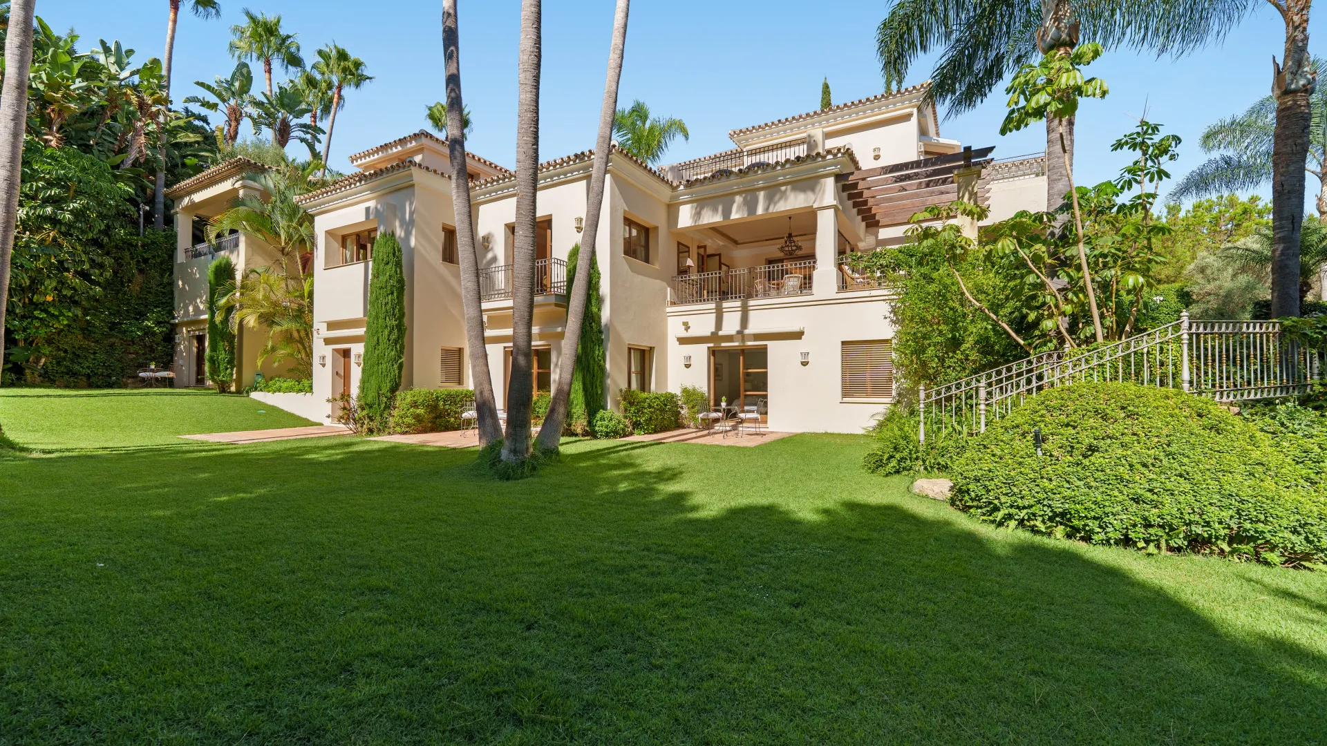 For sale Las Lomas del Marbella Club villa