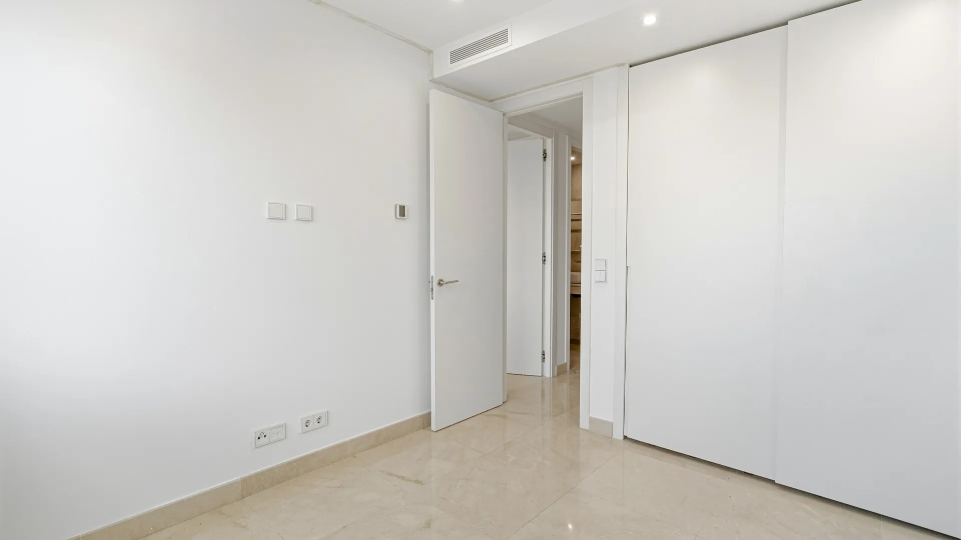 4 bedrooms town house in Cala de Mijas for sale