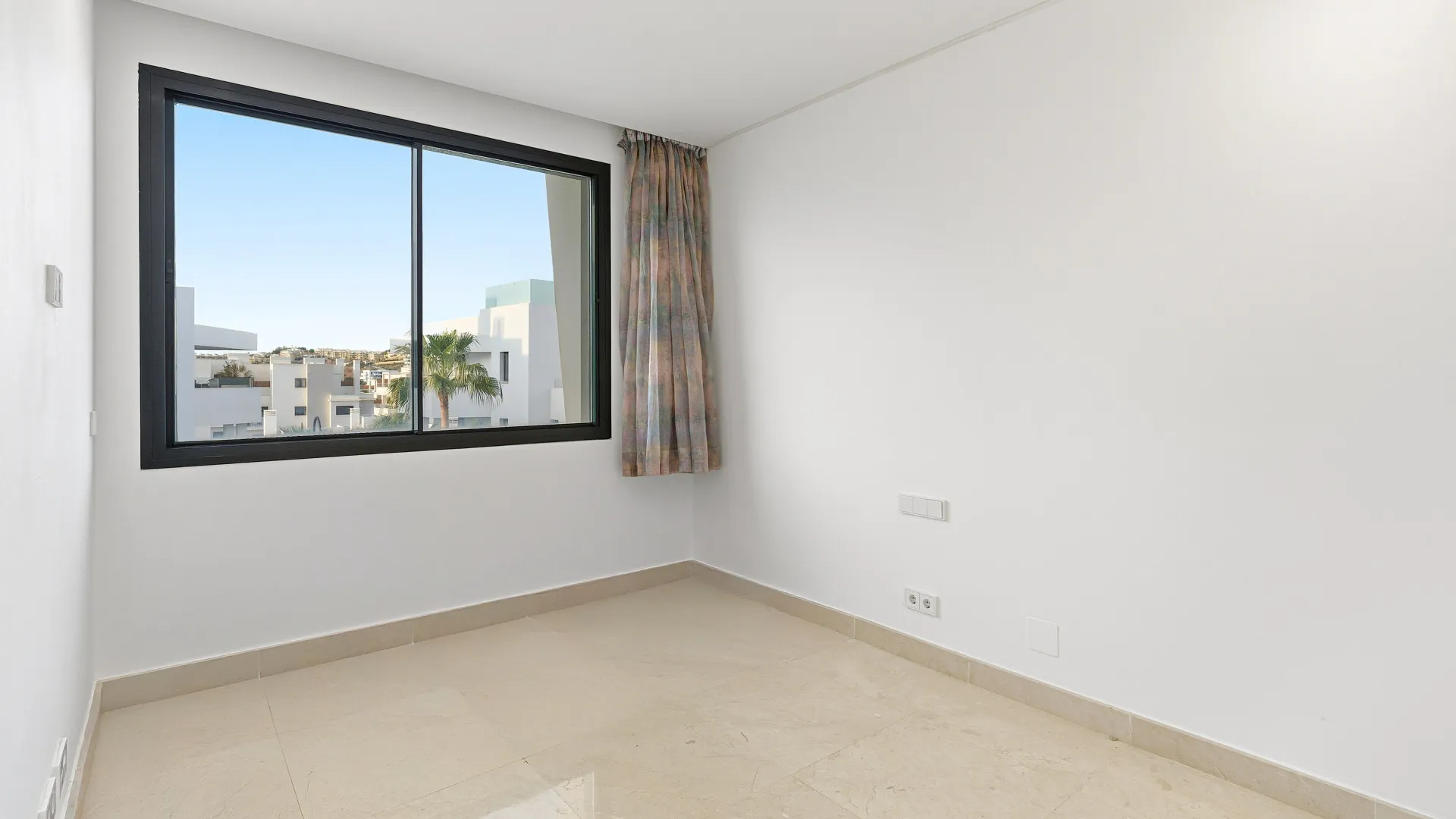 4 bedrooms town house in Cala de Mijas for sale