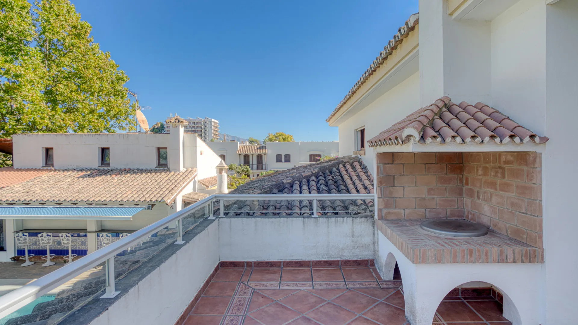 Villa a la venta de 5 dormitorios en New Golden Mile