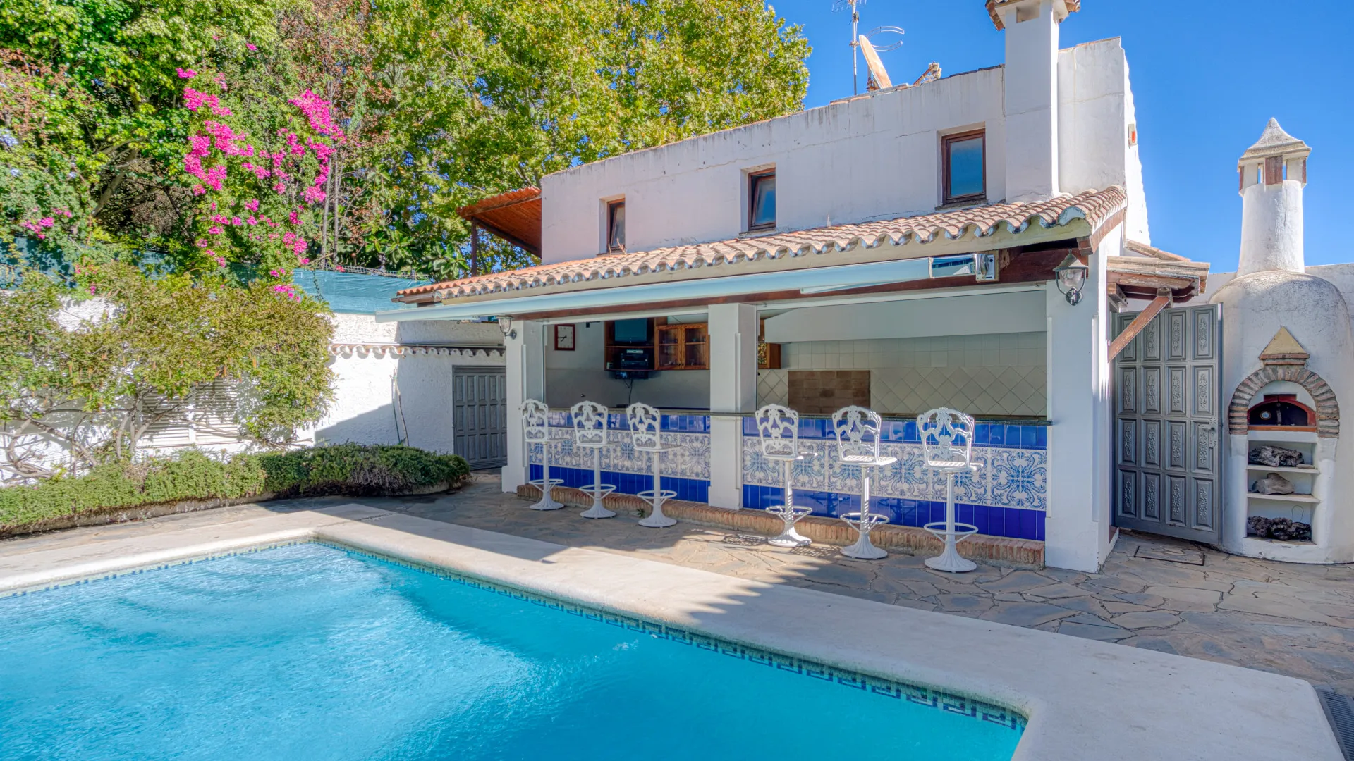 Villa a la venta de 5 dormitorios en New Golden Mile