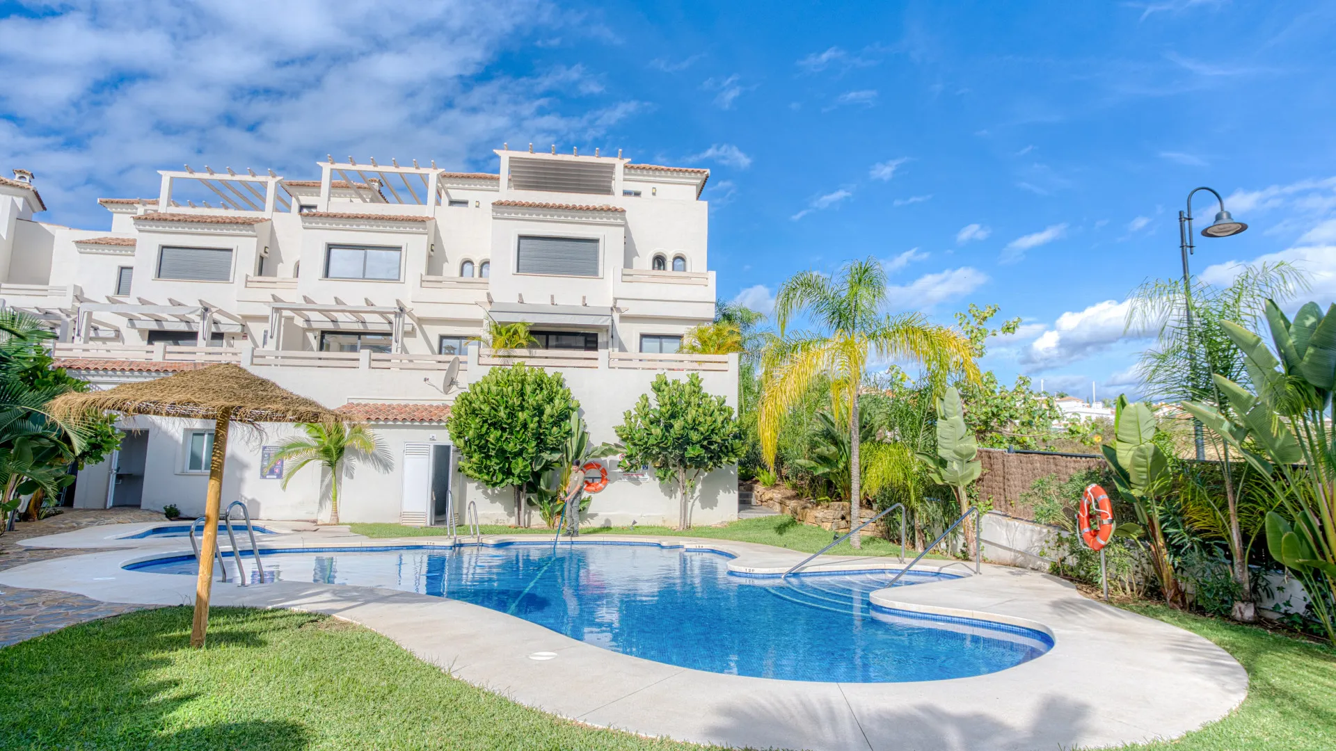 Adosado a la venta en Agra Residencial con 3 dormitorios