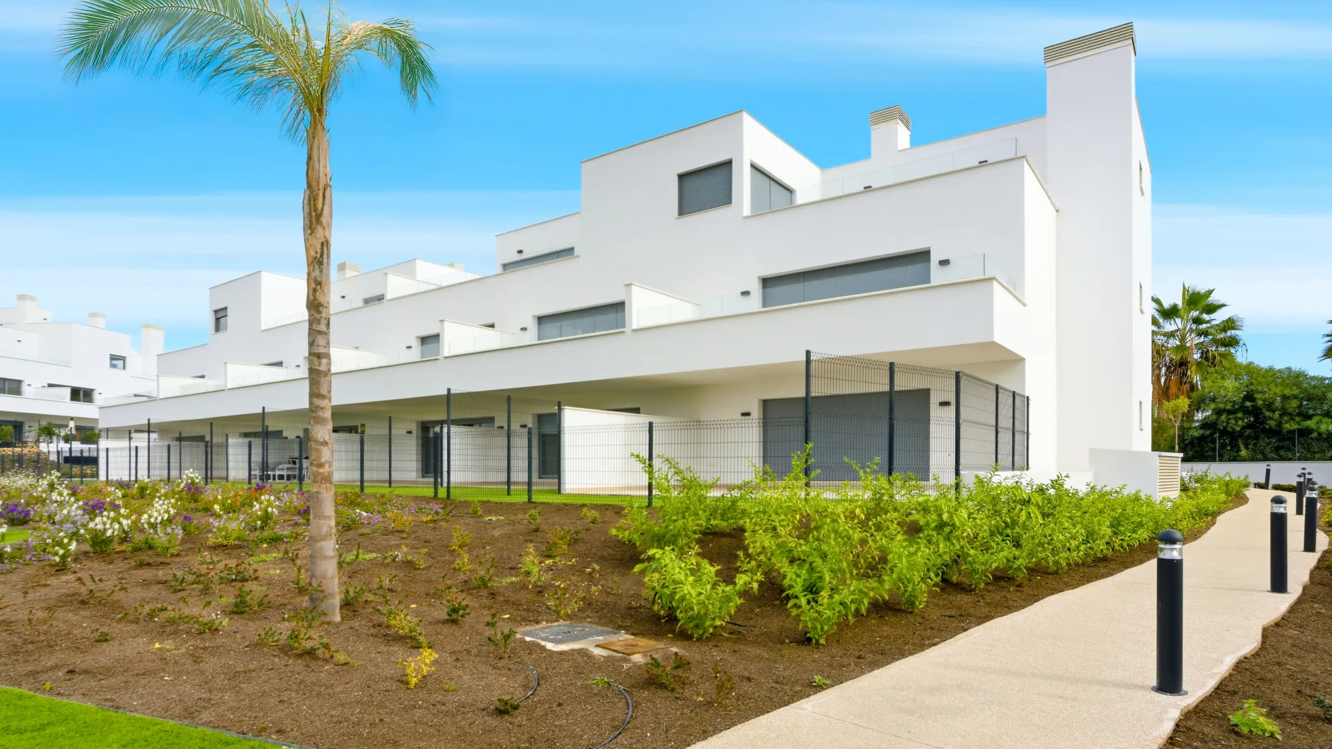 Apartment for sale in Aqua Gardens