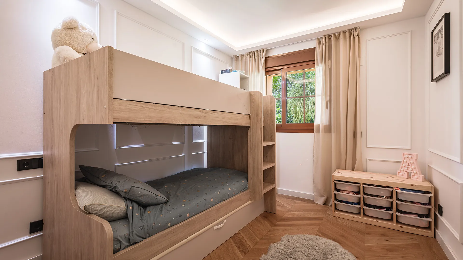 Se vende apartamento planta baja con 3 dormitorios en Gazules del Sol